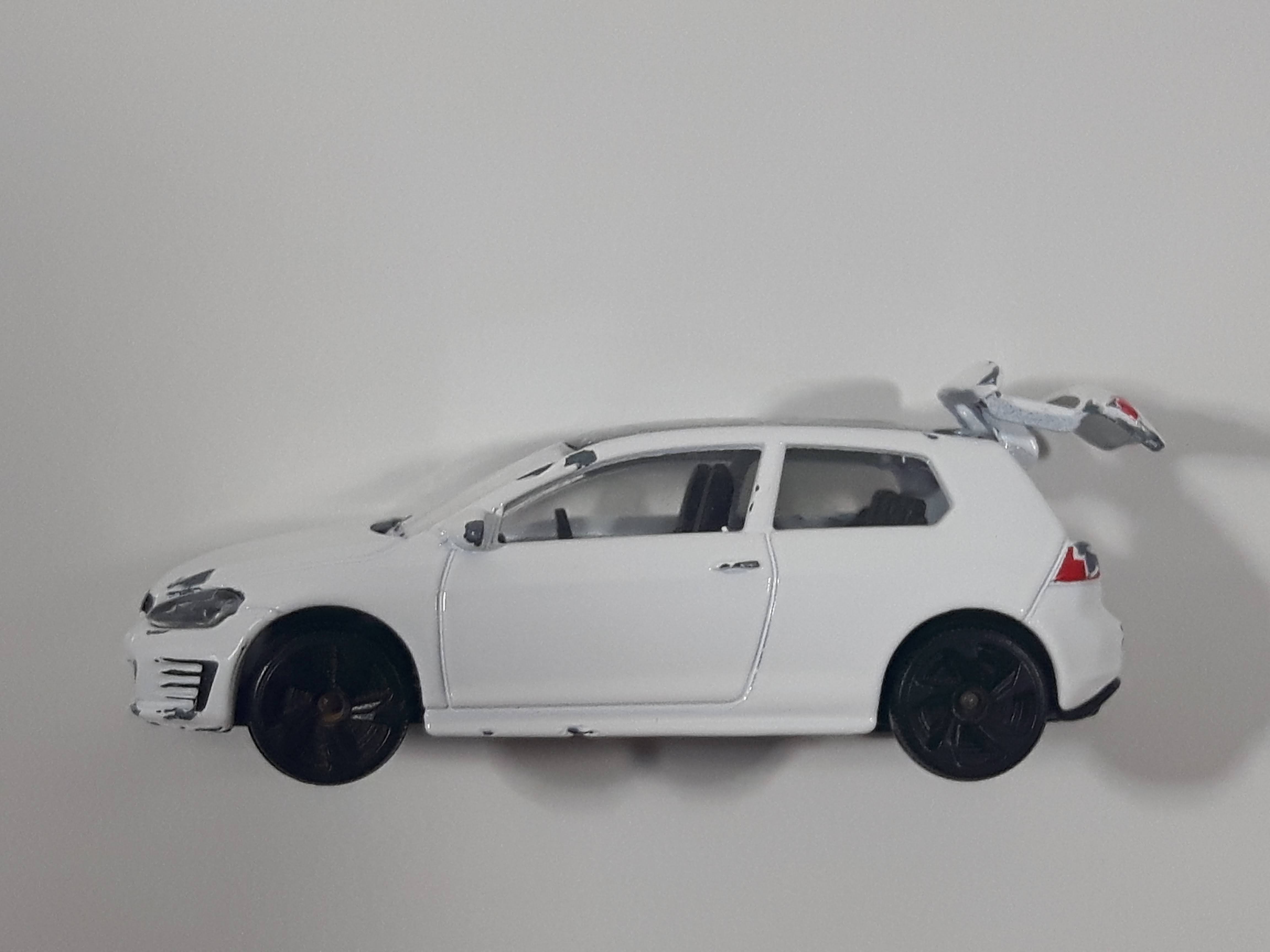 Majorette VW Golf GTI White 1/64 Scale Die Cast Toy Car Vehicle with Opening Rear Hatch 15