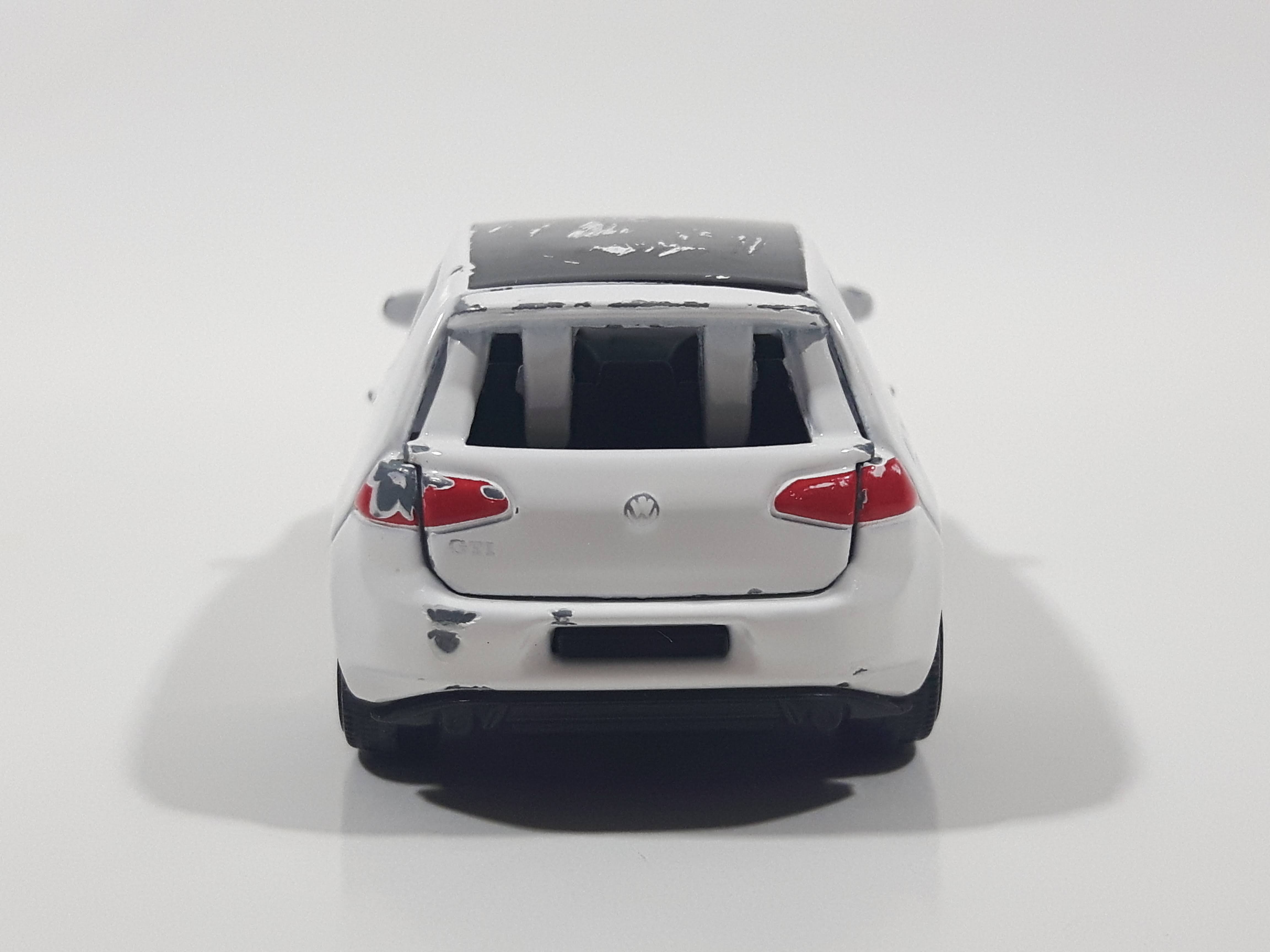 Majorette VW Golf GTI White 1/64 Scale Die Cast Toy Car Vehicle with Opening Rear Hatch 6