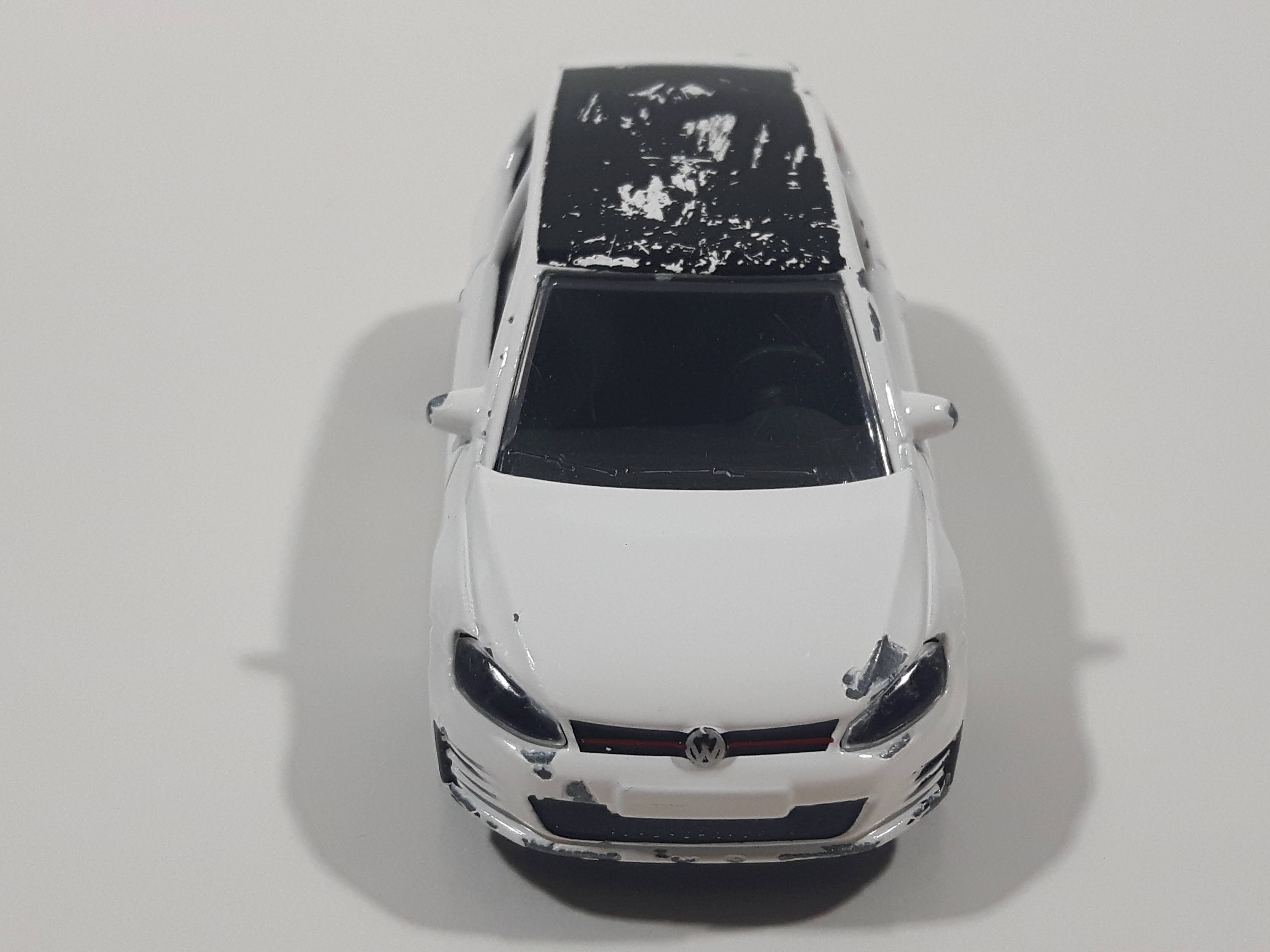 Majorette VW Golf GTI White 1/64 Scale Die Cast Toy Car Vehicle with Opening Rear Hatch 11