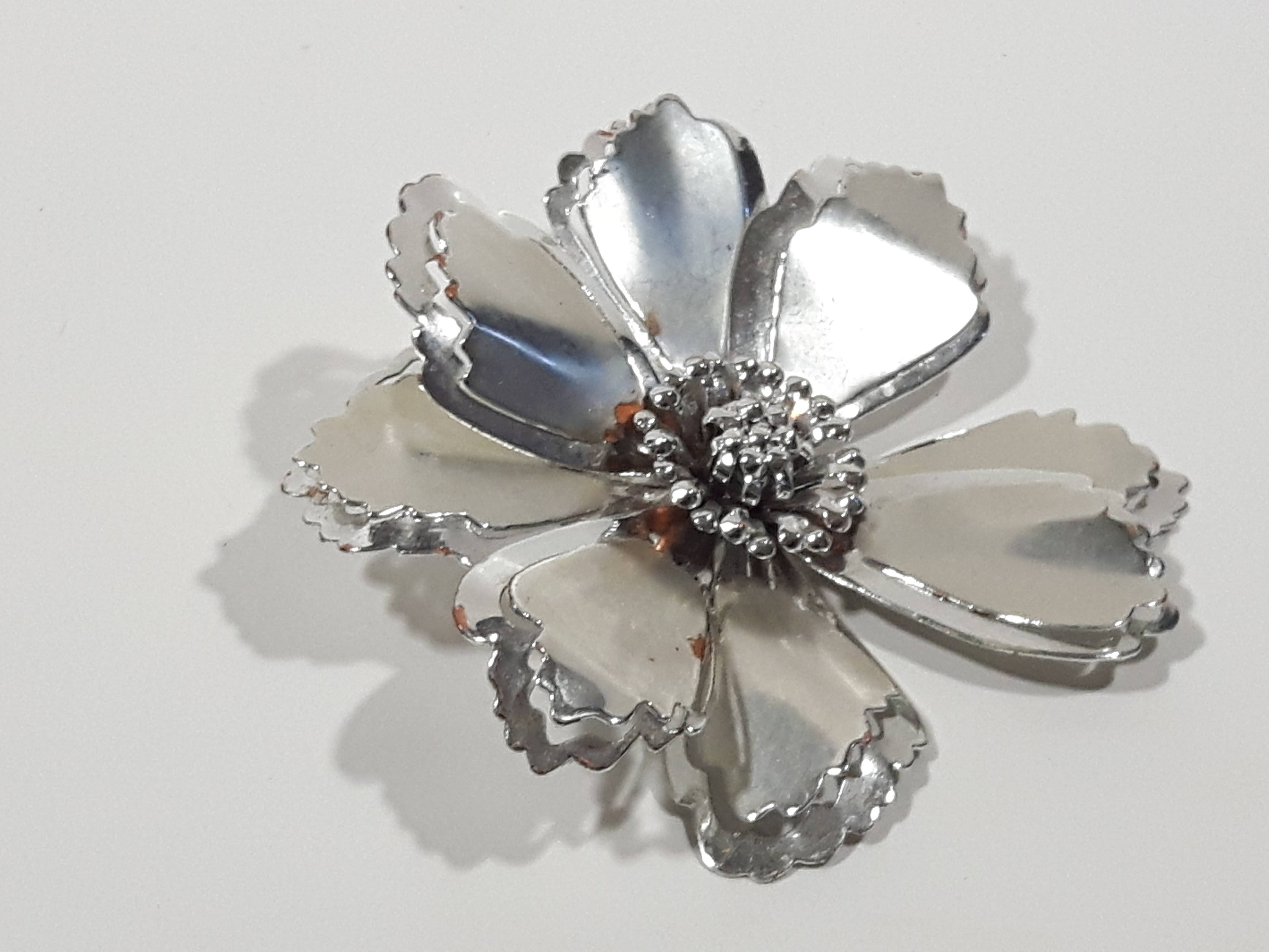 Flower Shaped Thin Layered Metal 2 3/4" Brooch Pin 6