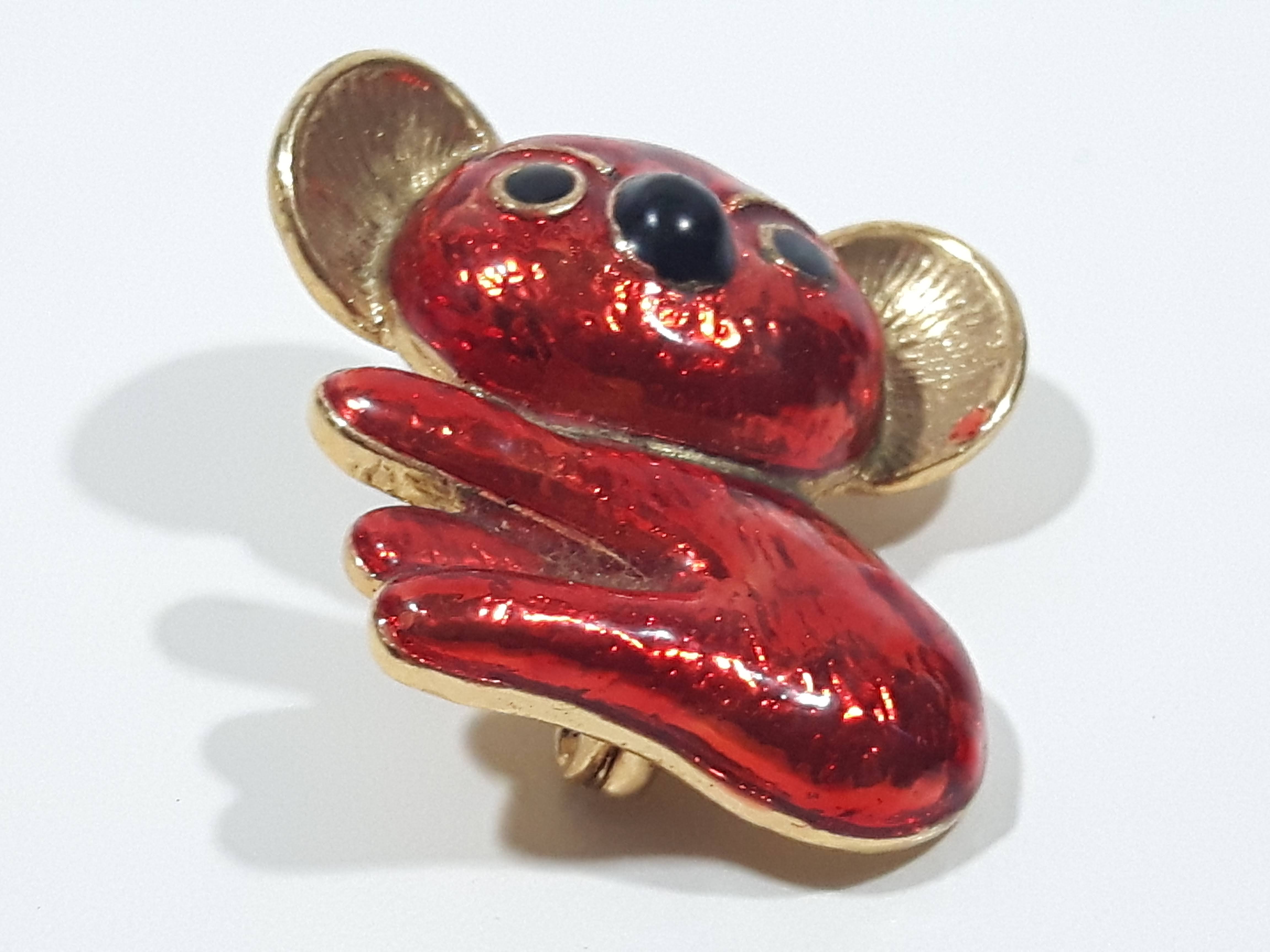 Vintage Koala Bear Red Enamel Painted Gold Tone Metal 1 1/4" Brooch Pin 2