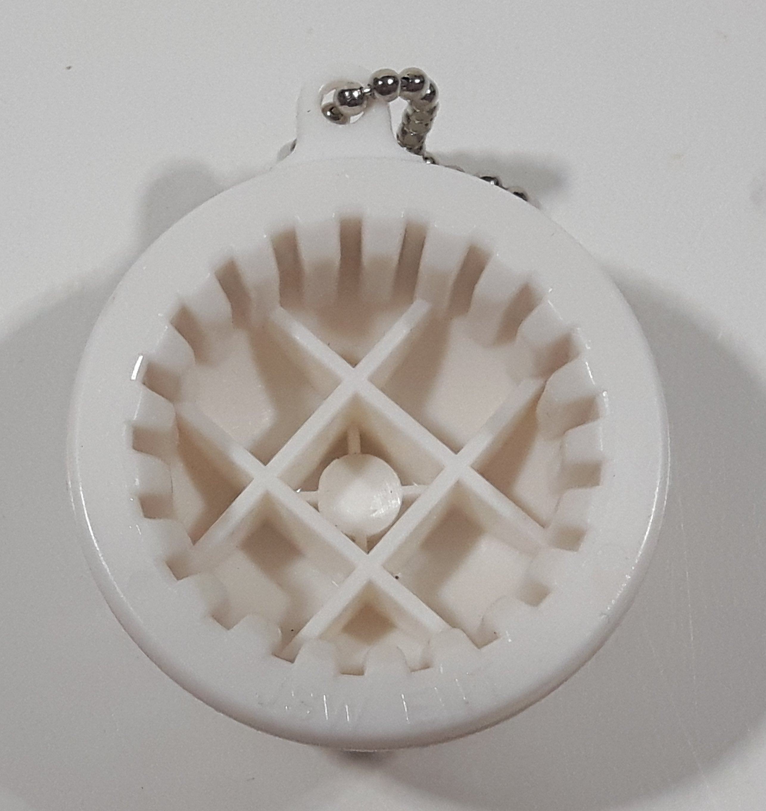 Budweiser White Golf Ball Shaped Plastic Beer Bottle Opener Key Chain 4