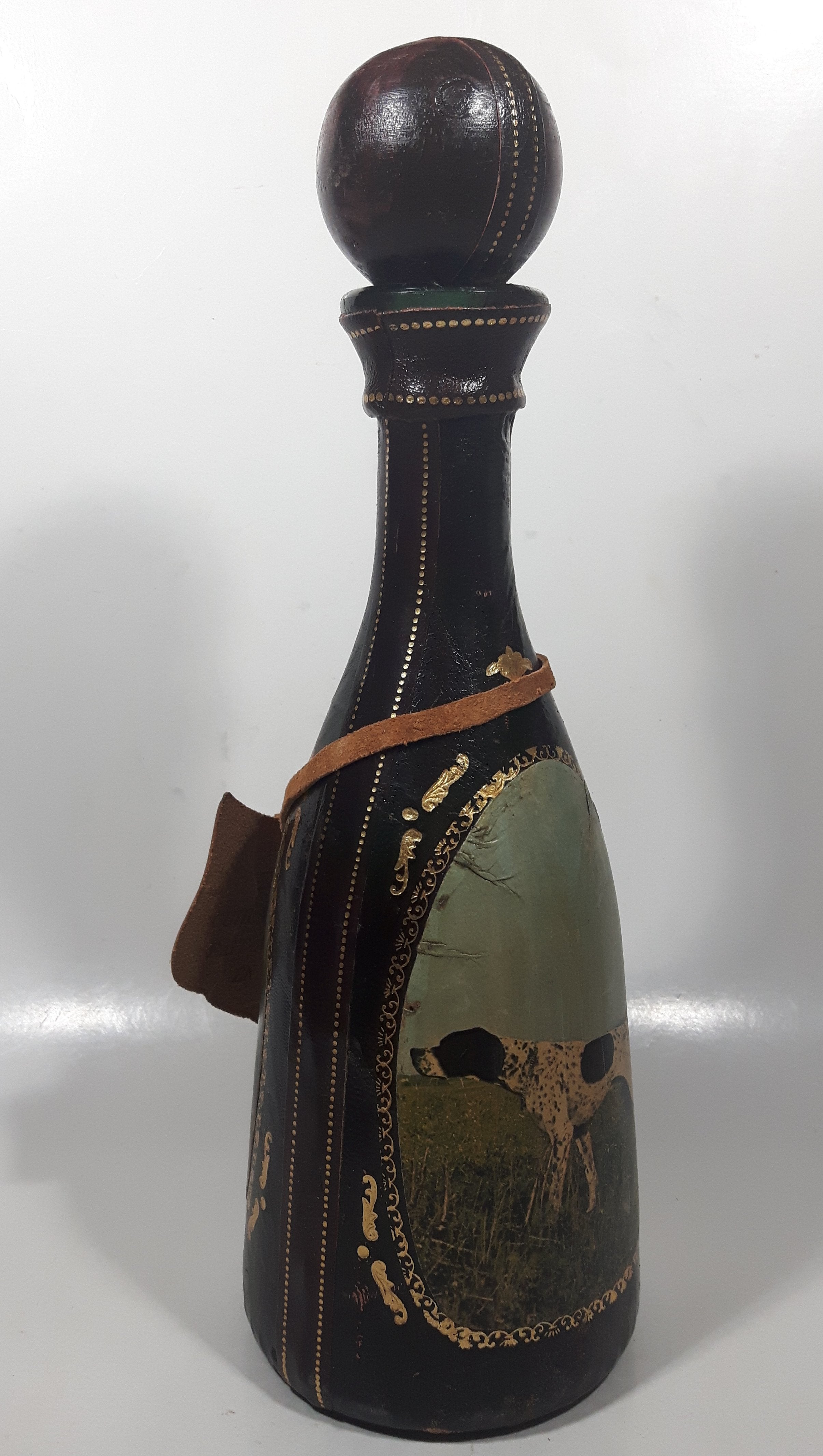 Vintage Eaton Real Leather Hand Made in Italy Hunting Dog Scenes 12 1/4" Tall Leather Wrapped Glass Bottle 5