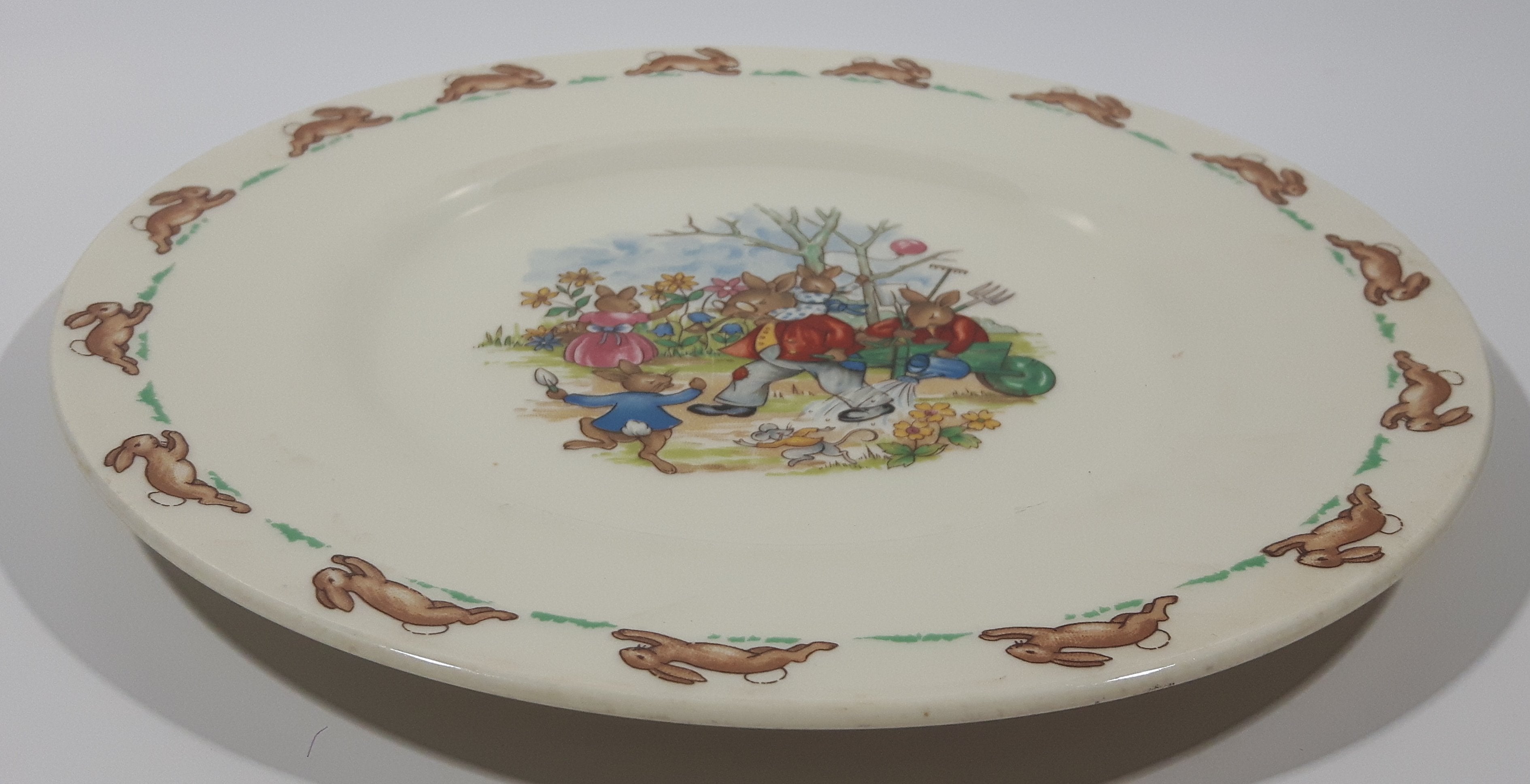 Vintage Royal Doulton Bunnykins "Family Gardening" 8" English Fine Bone China Plate 3