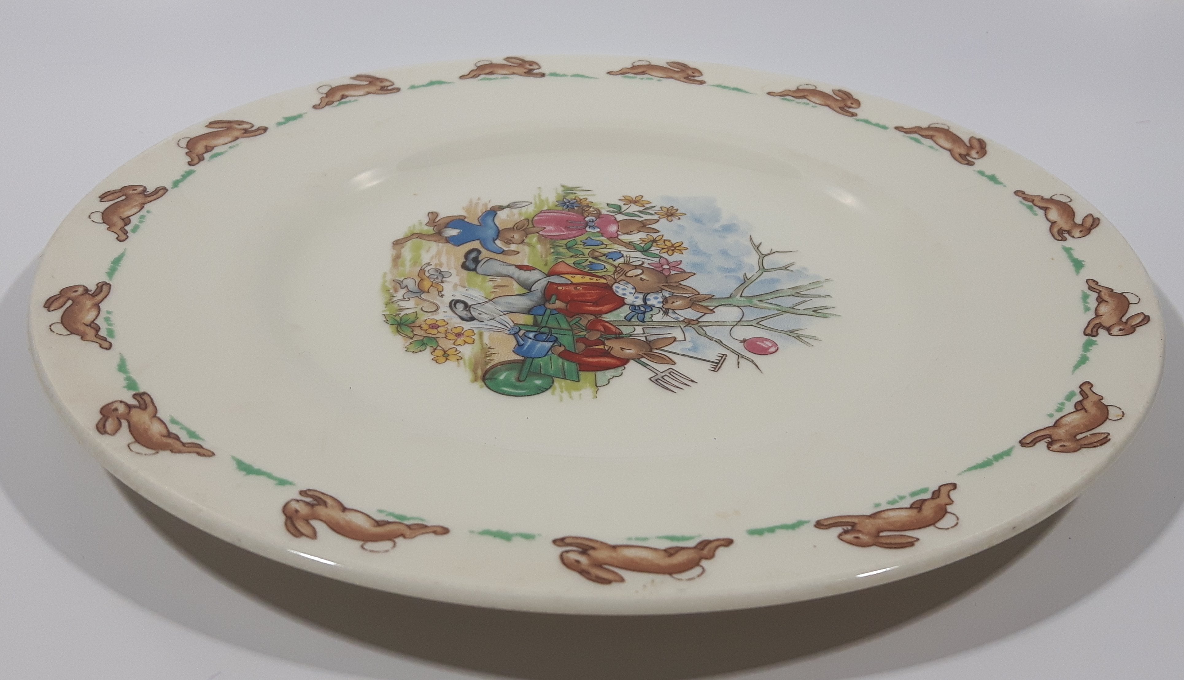 Vintage Royal Doulton Bunnykins "Family Gardening" 8" English Fine Bone China Plate 4