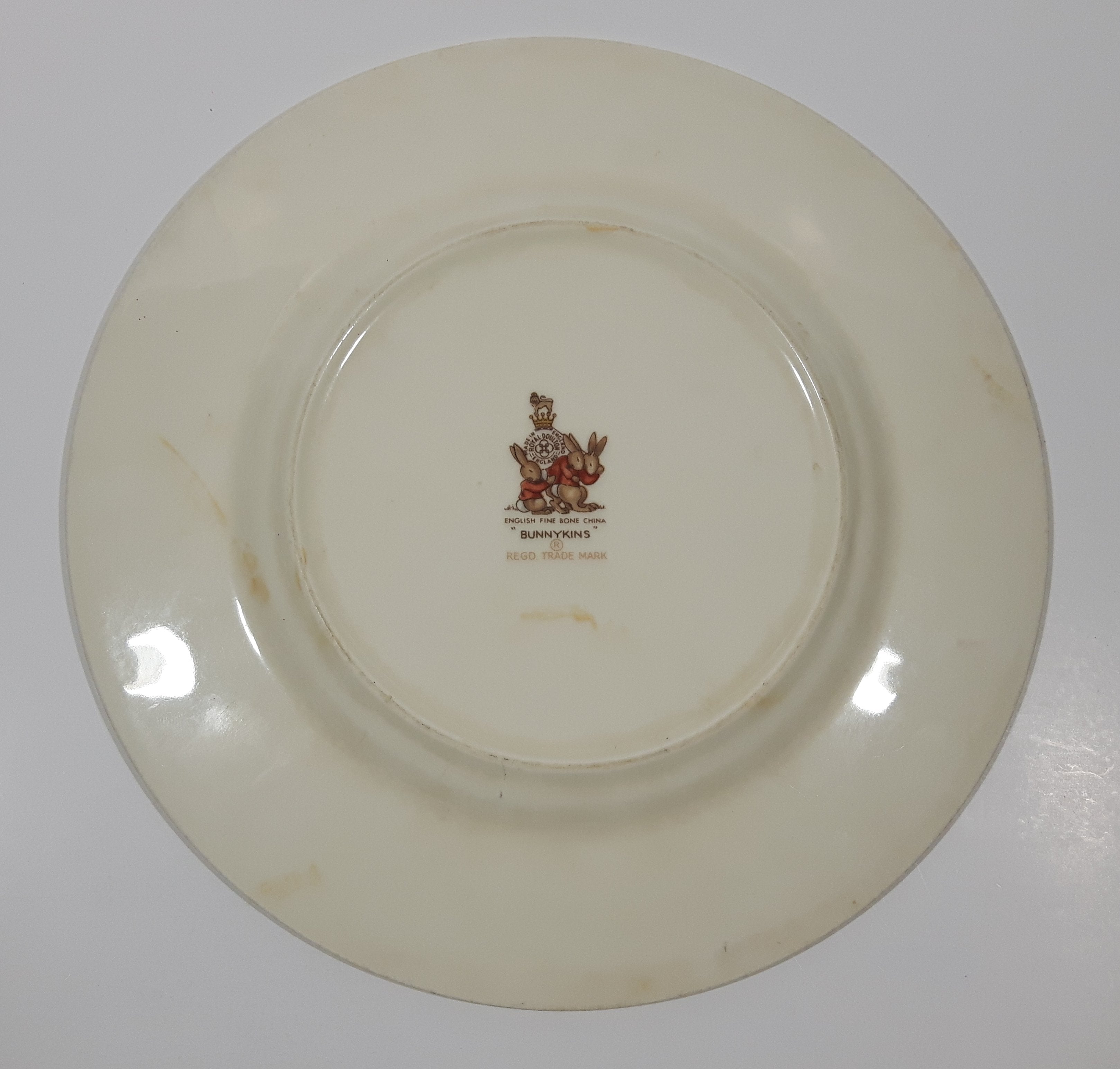 Vintage Royal Doulton Bunnykins "Family Gardening" 8" English Fine Bone China Plate 7