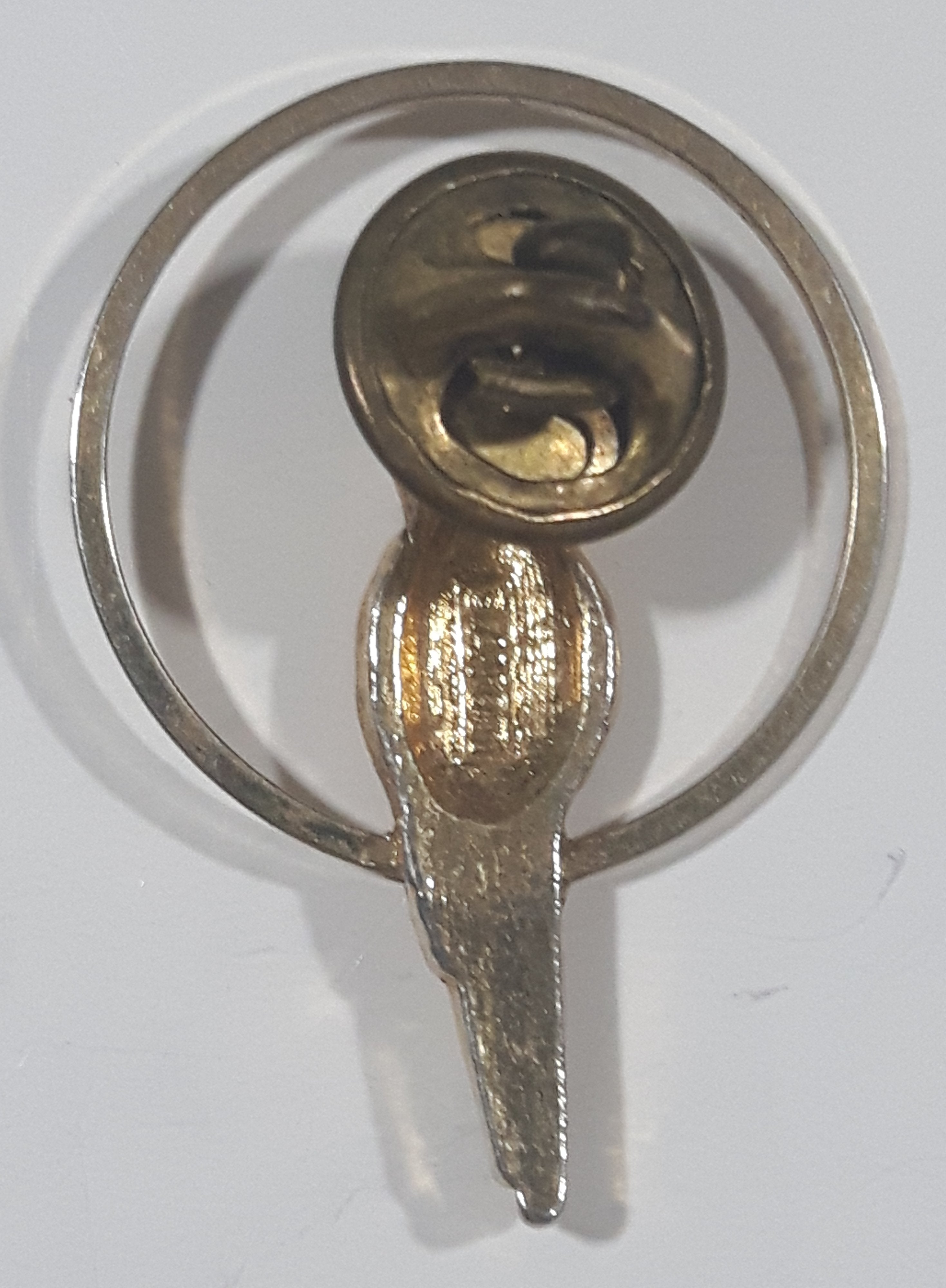 1980 Avon Pretty Parrot Gold Tone Brooch Lapel Pin 2
