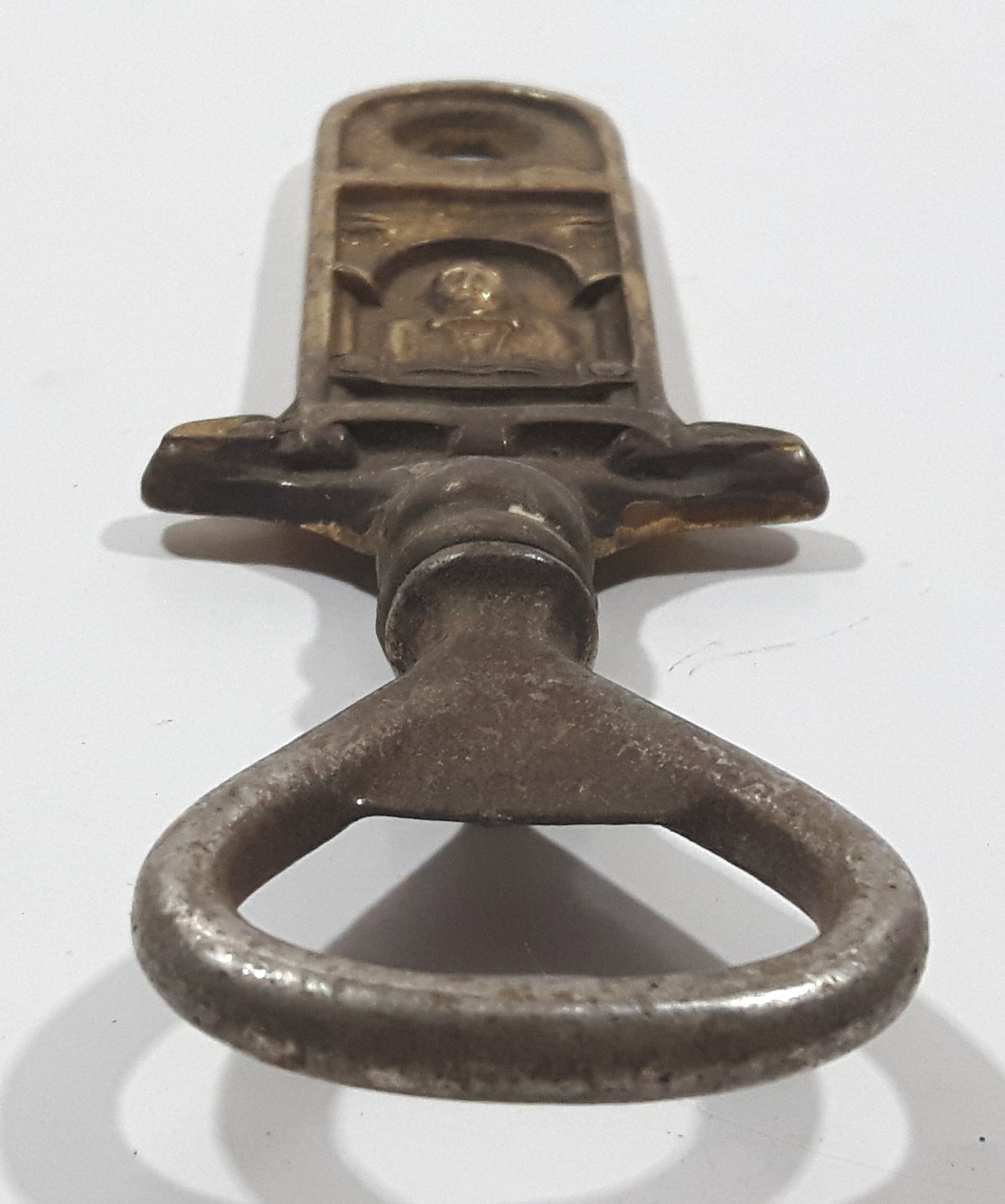 Antique 1930s GBF Shakespeare Reading From Balcony English Brass Metal Bottle Opener 4