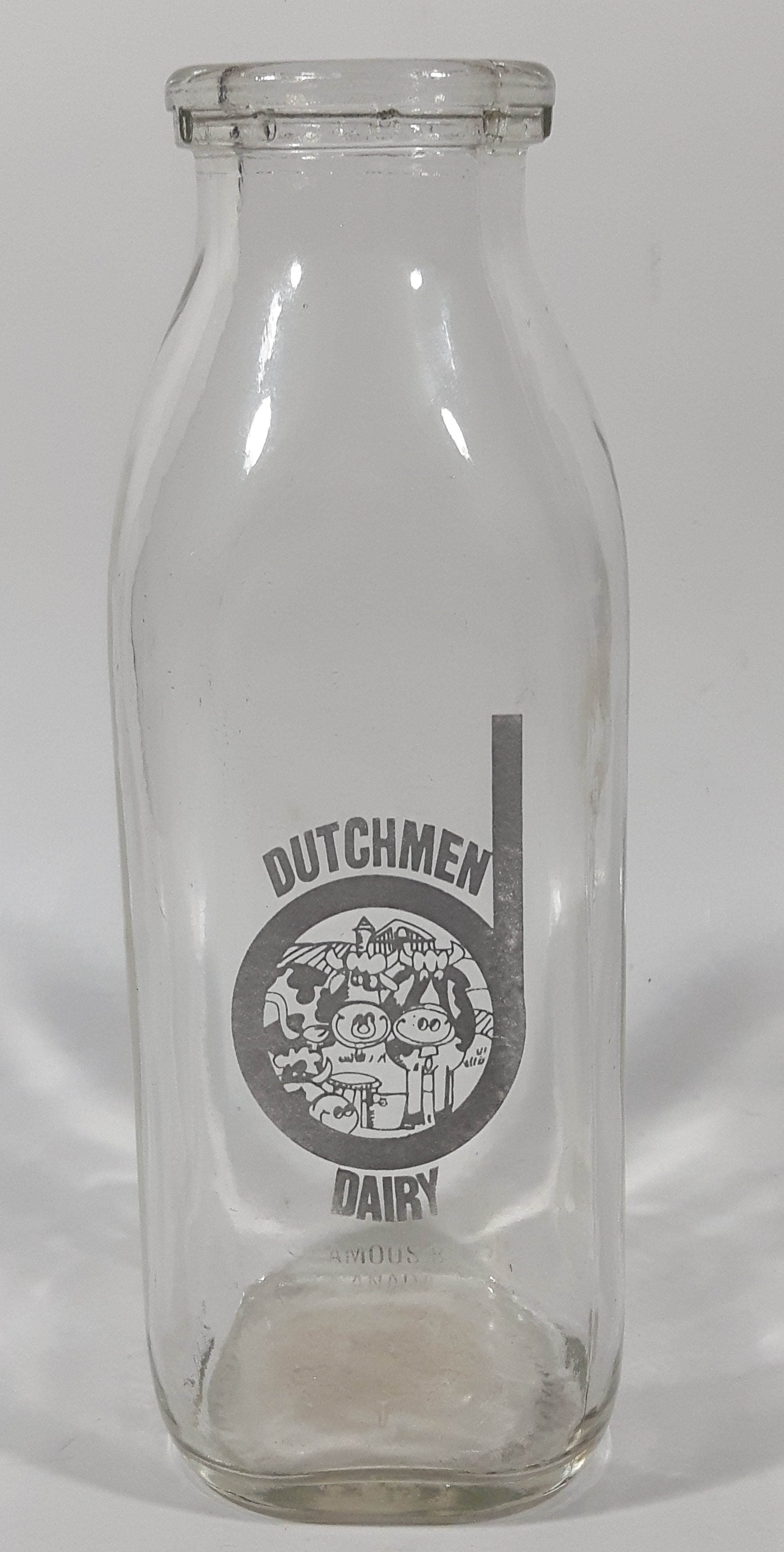 Vintage Dutchmen Dairy 7 1/2" Tall Glass Milk Bottle Sicamous BC Canada 2