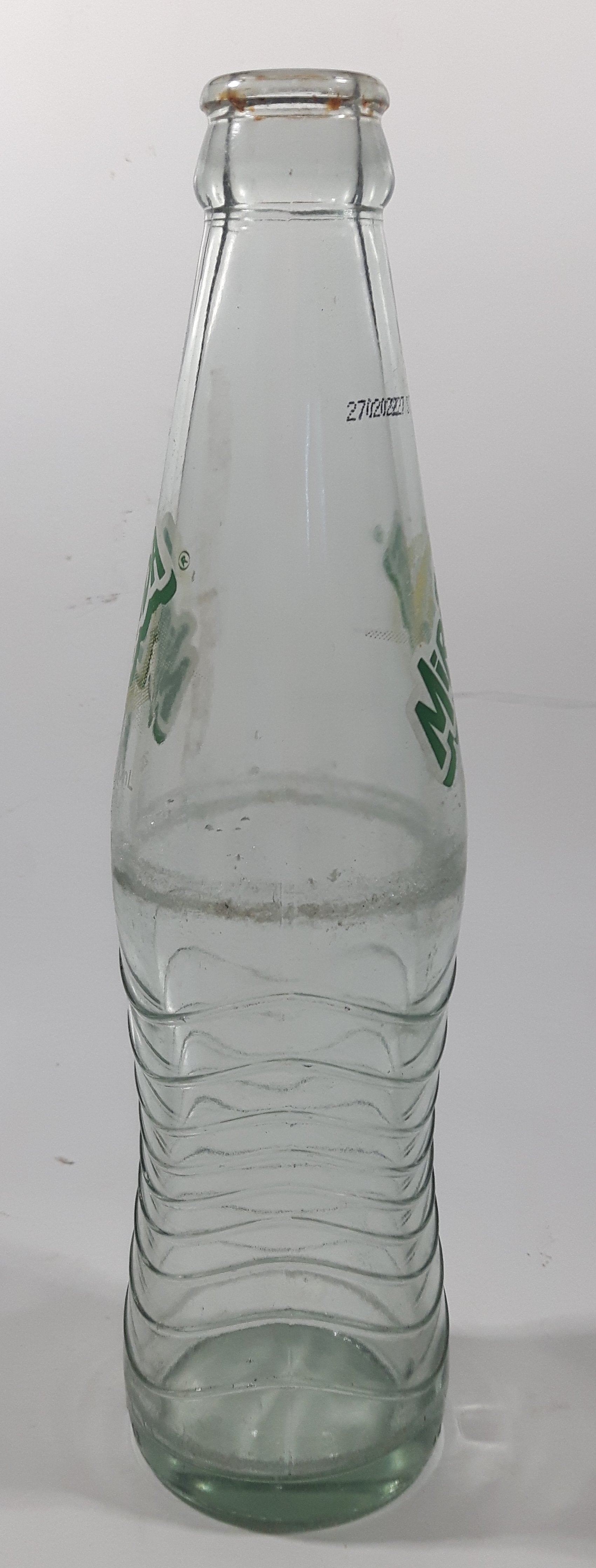 Mirinda 8 3/4" Tall 237mL Embossed Clear Glass Soda Pop Bottle 4