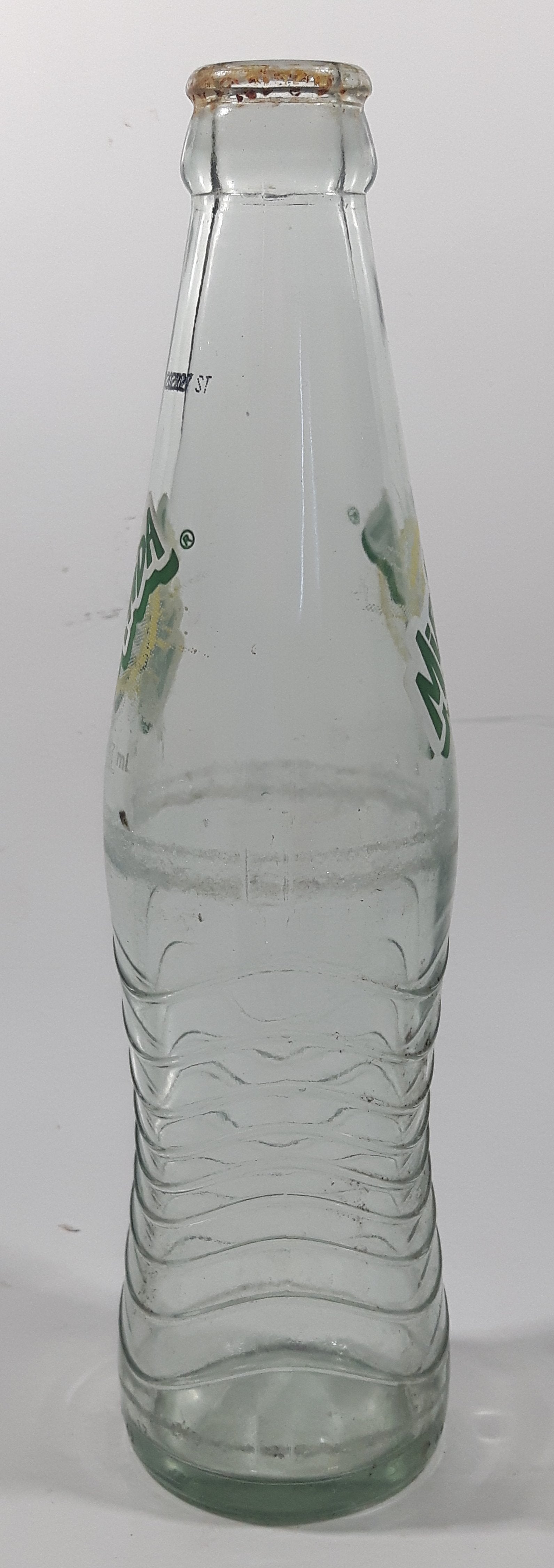Mirinda 8 3/4" Tall 237mL Embossed Clear Glass Soda Pop Bottle 4