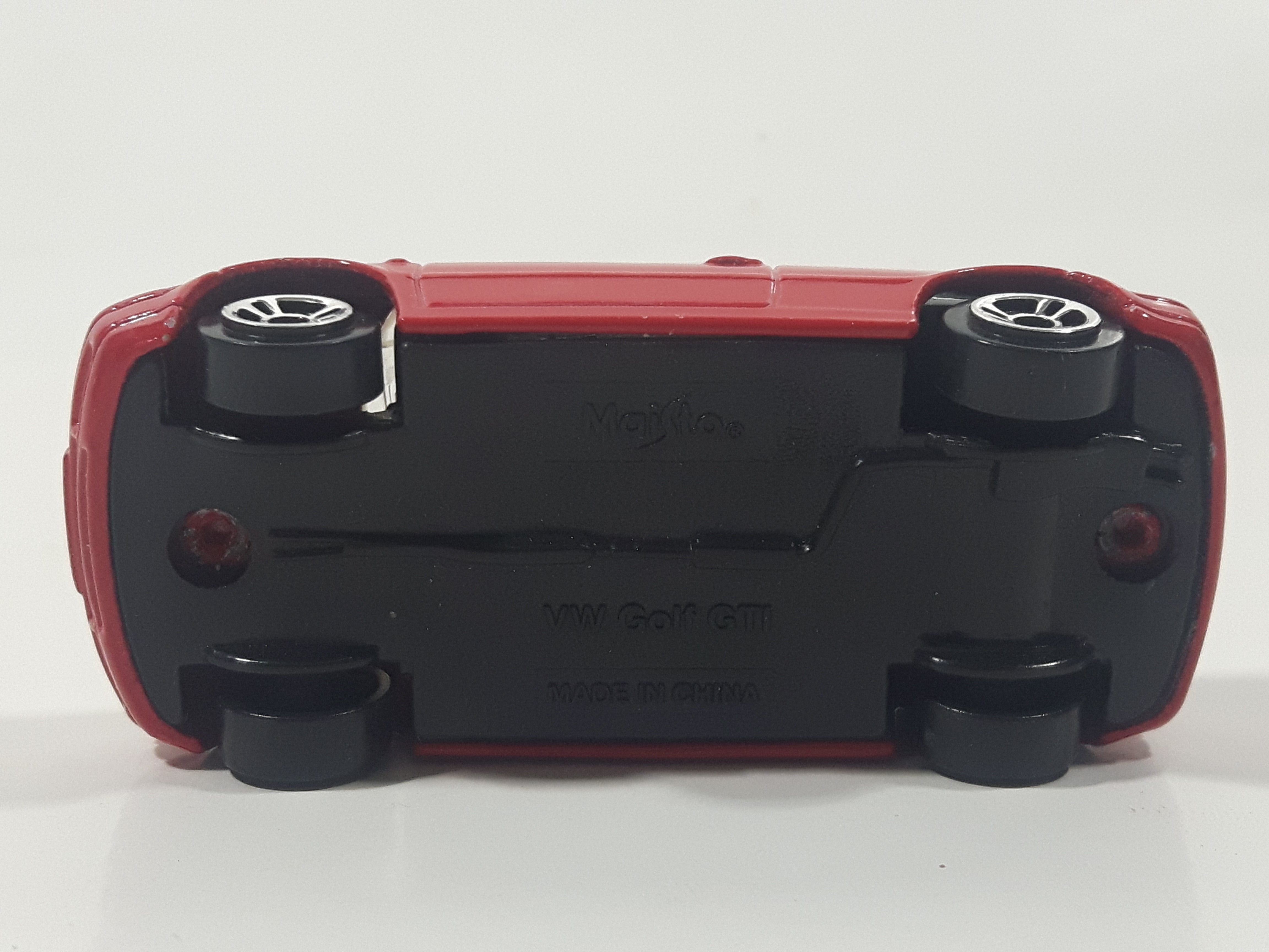 Maisto VW Golf GTI Convertible Red Die Cast Toy Car Vehicle 13