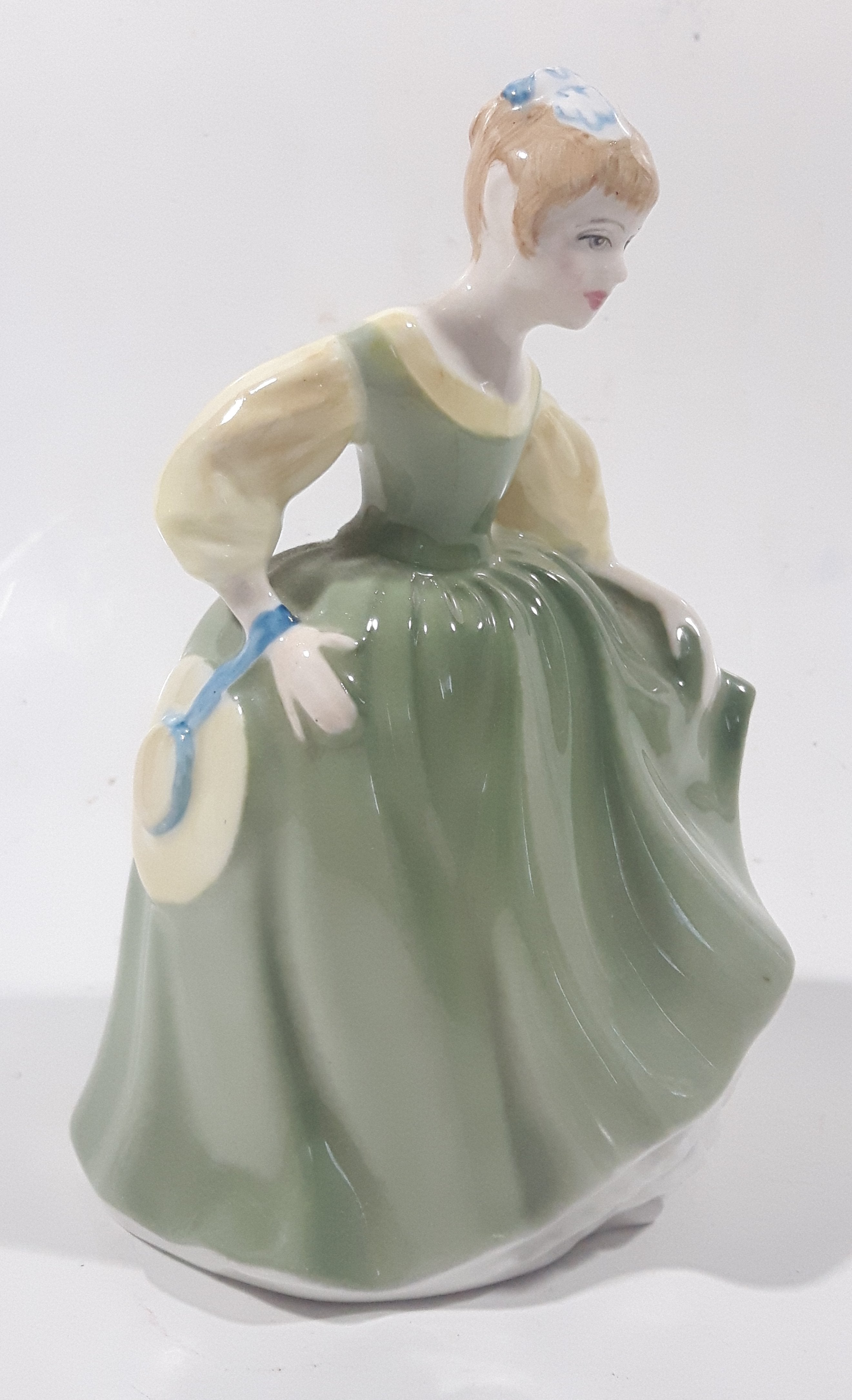 1966 Royal Doulton Fair Maiden 6" Tall Bone China Figurine H.N. 2211 8