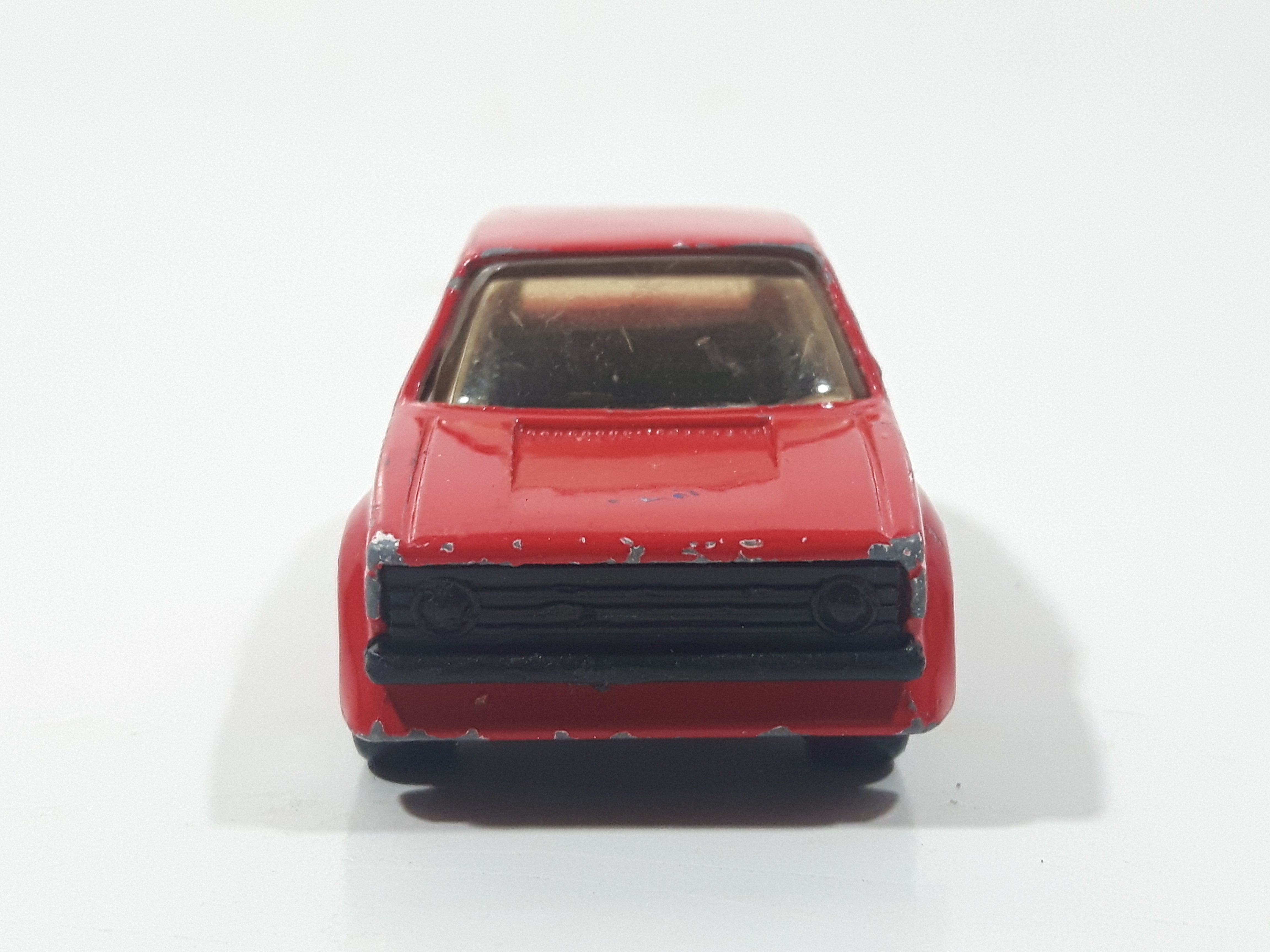 Maisto VW Golf GTI Mr. Pizza Red Die Cast Toy Car Vehicle 2