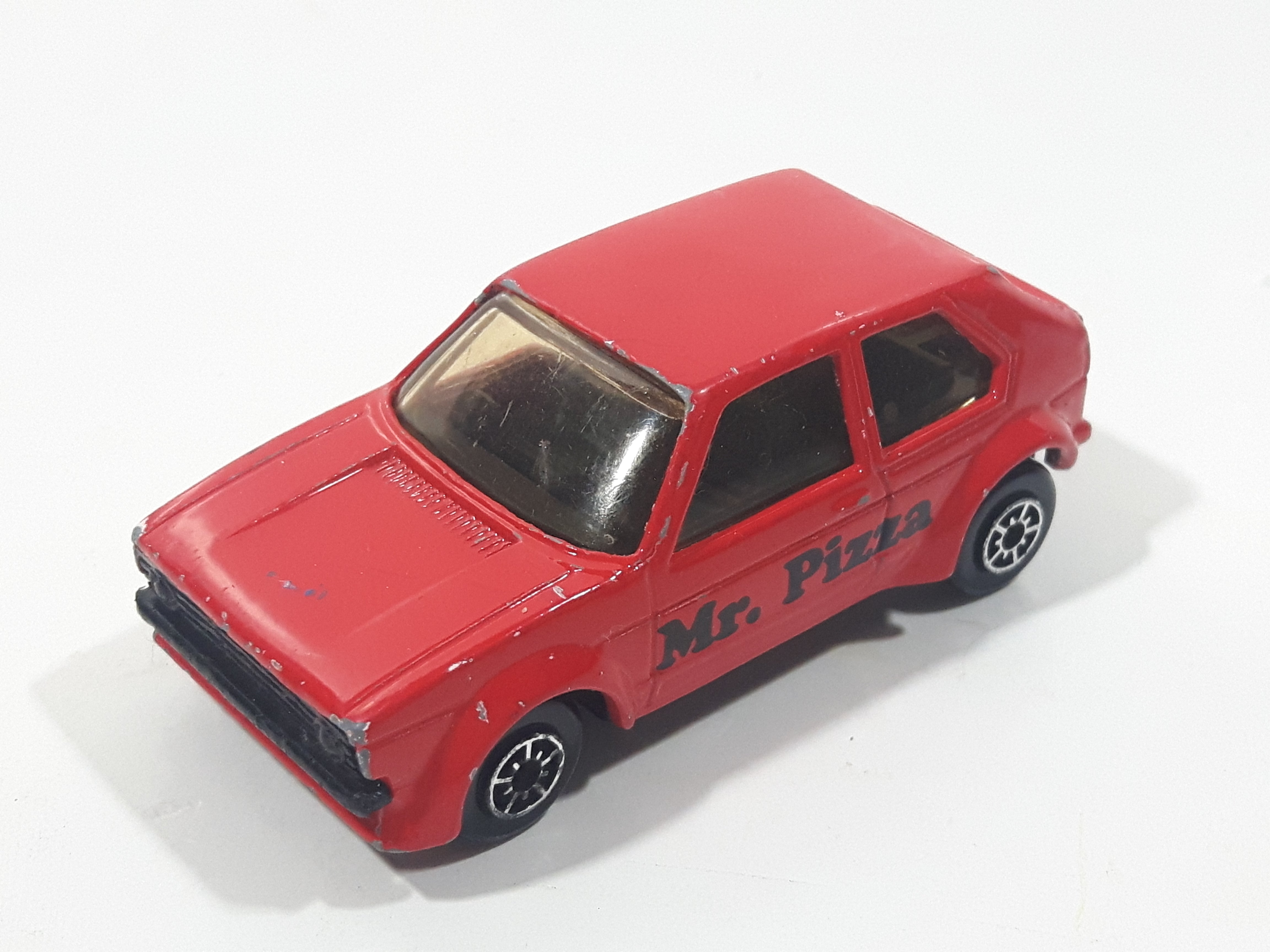 Maisto VW Golf GTI Mr. Pizza Red Die Cast Toy Car Vehicle 9