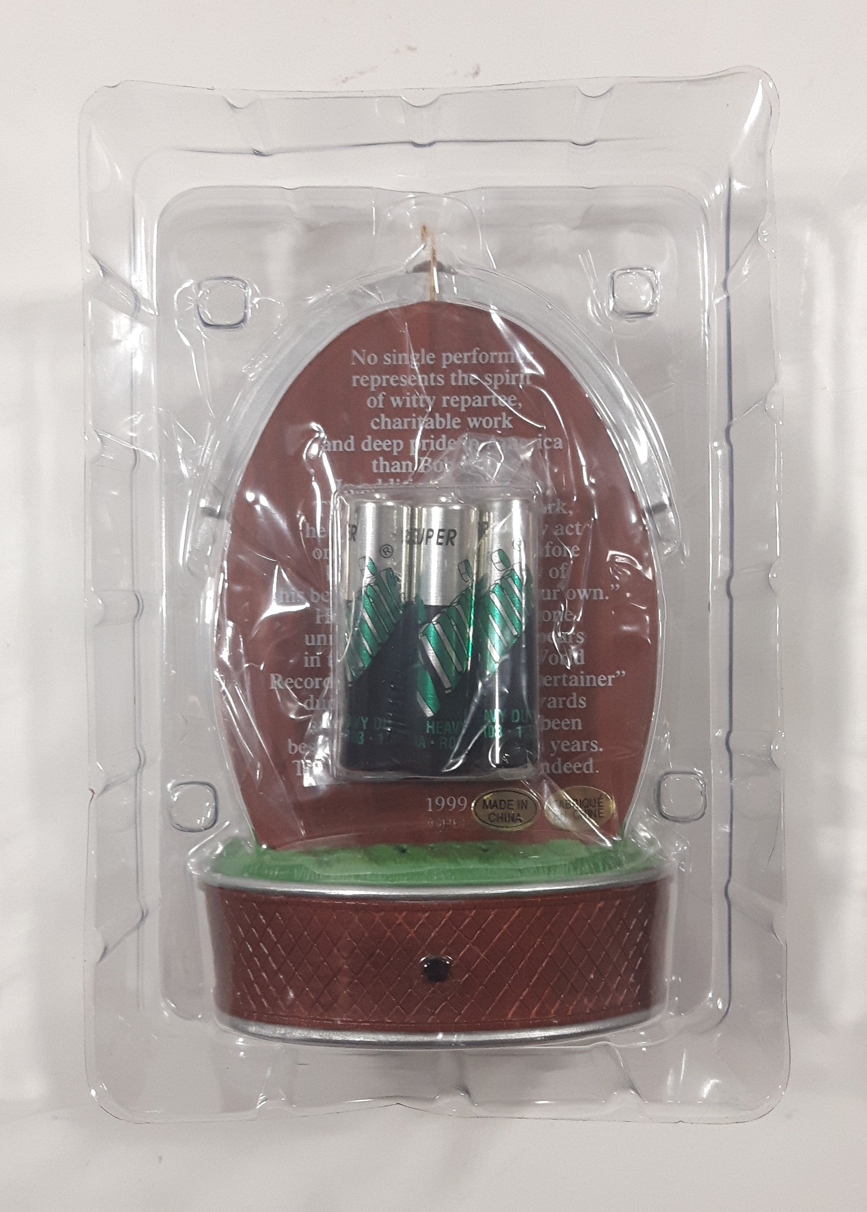 1999 Carlton Cards Thanks For The Memories Bob Hope Music Thanks "Fore" The Memories Golf Themed Christmas Ornament New in Box 9