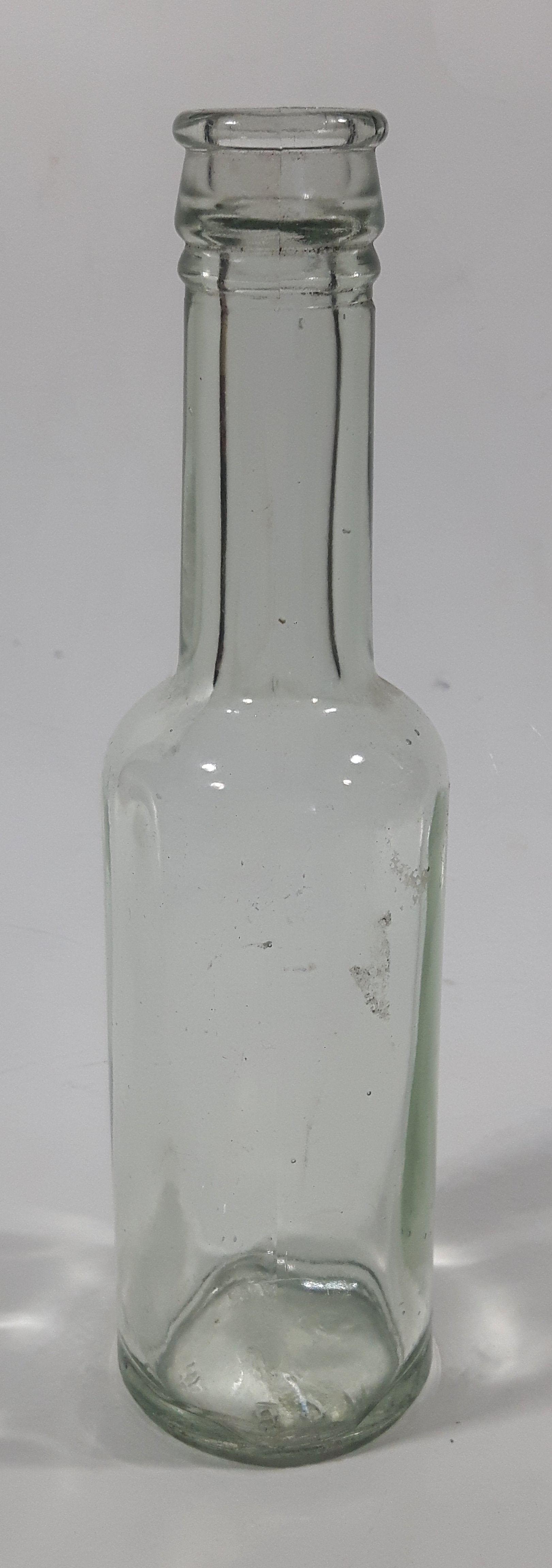 Antique U.C.B. Lea & Perrins Worcestershire Sauce 7 1/4" Tall Cork Top Aqua Glass Bottle with Flat Panels 2