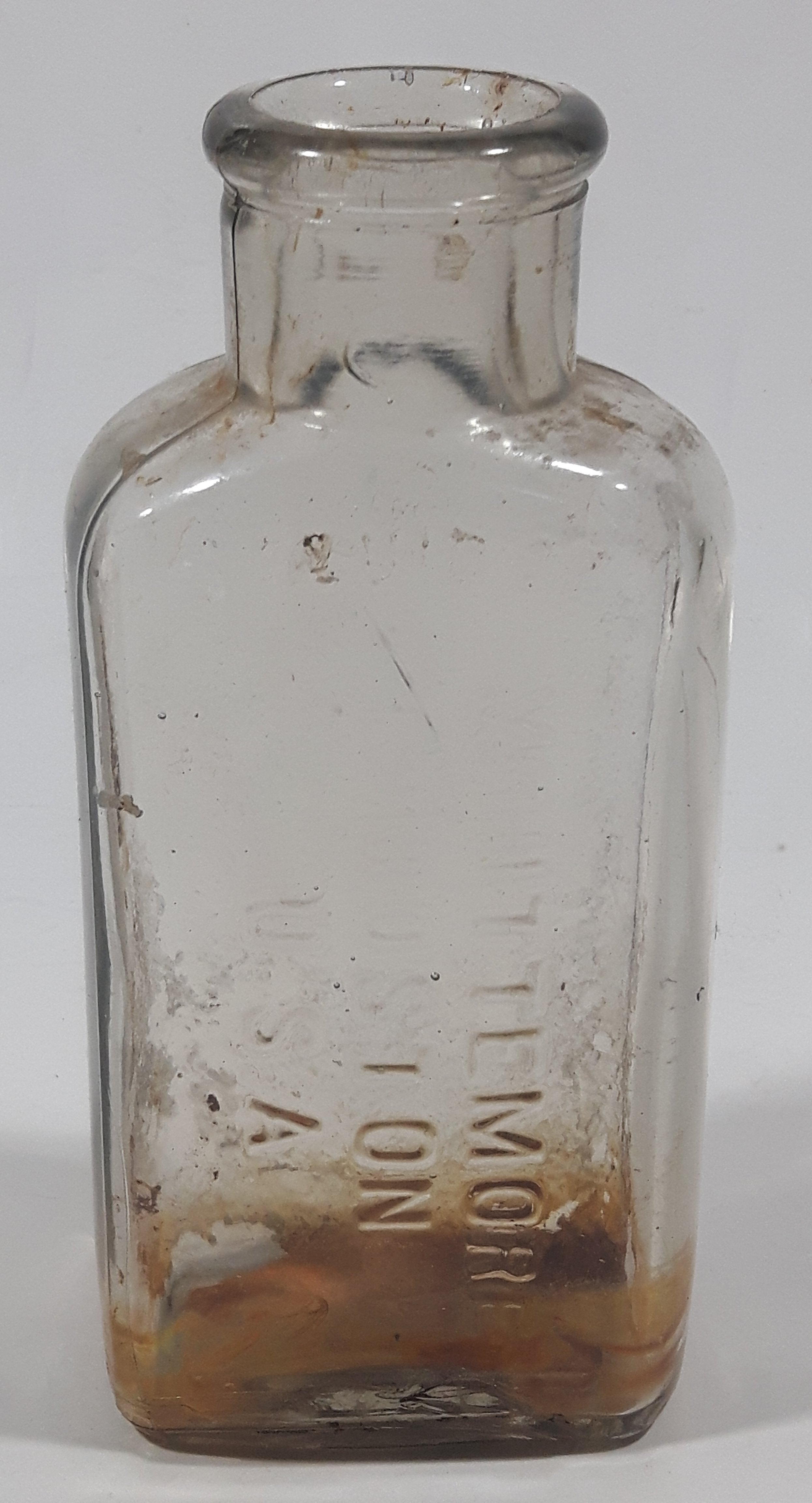 Antique Whittemore Boston U.S.A. 5 Fluid Oz Shoe Polish 5 1/4" Tall Embossed Lettering Glass Bottle