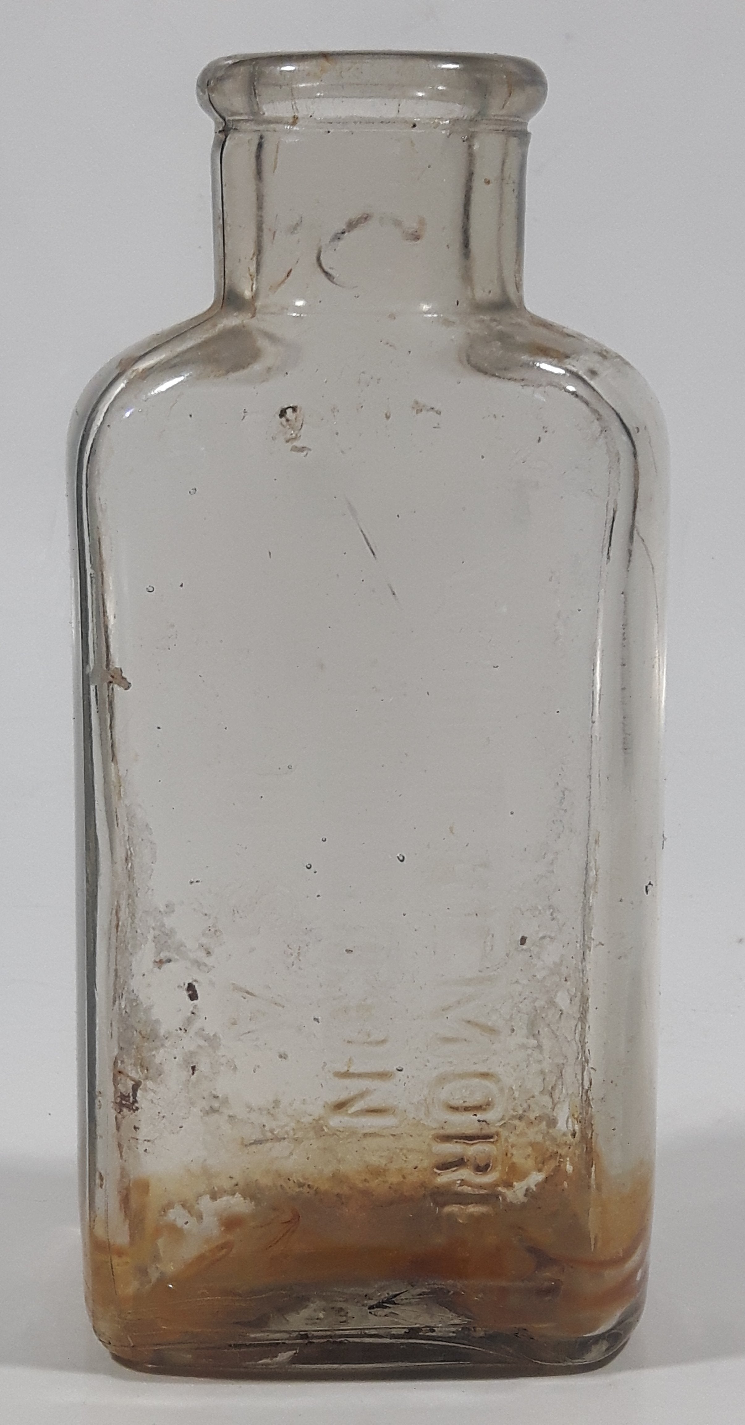 Antique Whittemore Boston U.S.A. 5 Fluid Oz Shoe Polish 5 1/4" Tall Embossed Lettering Glass Bottle 2