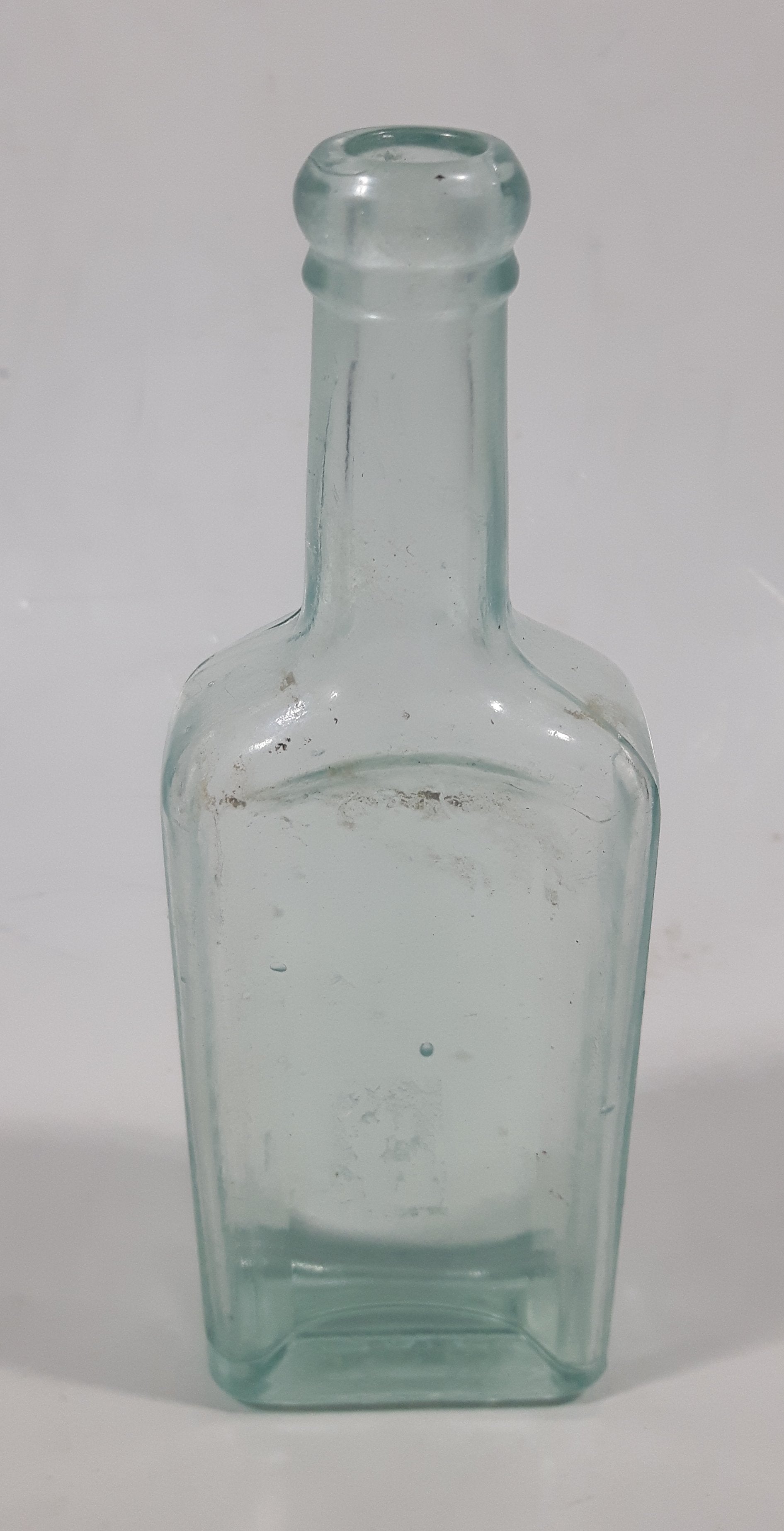 Antique 1890s Dr. S. Pitcher's Castoria 5 3/4" Tall Embossed Lettering Glass Bottle 12