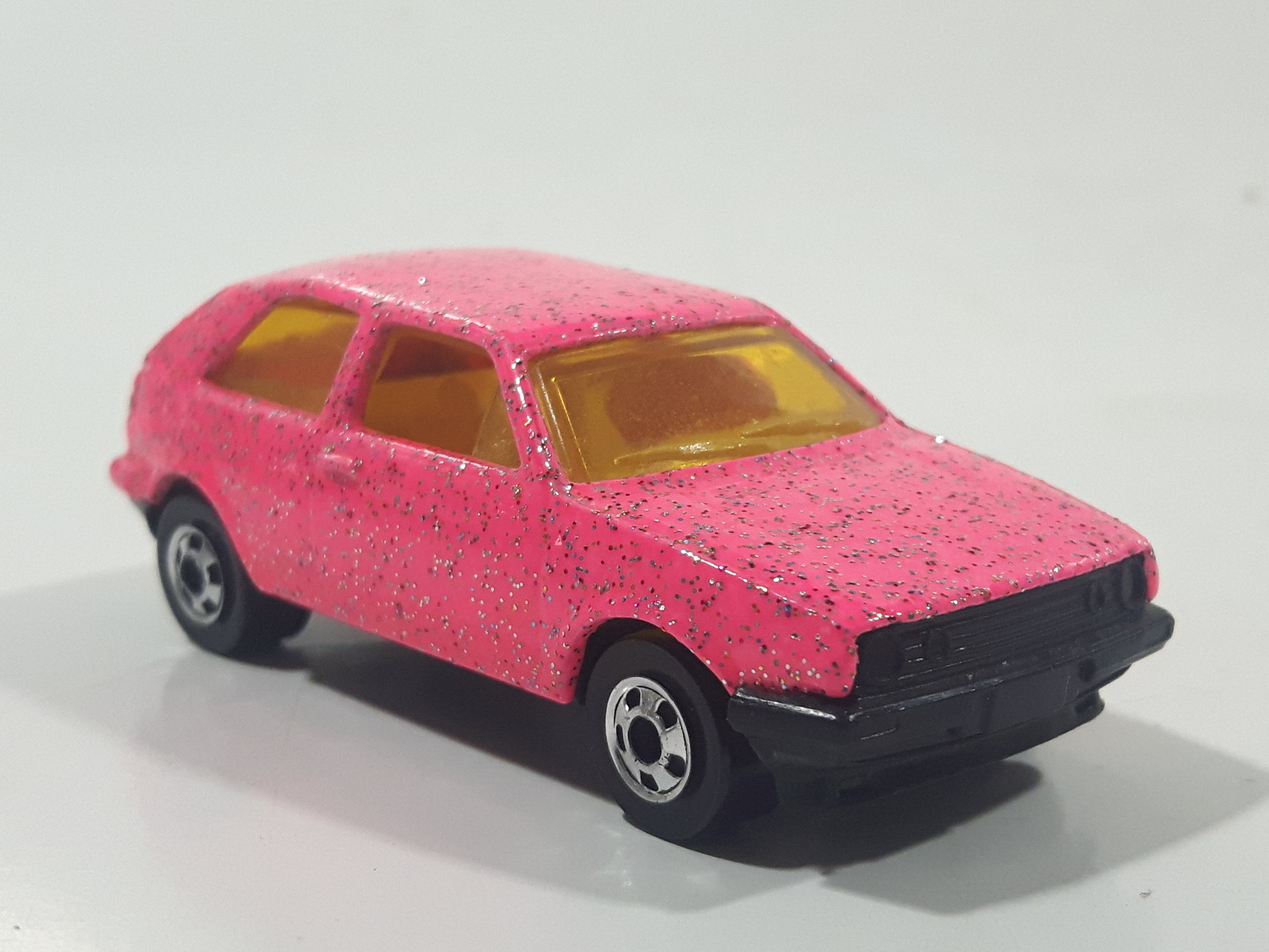 1992 Hot Wheels Volkswagen Golf Hot Pink Glitter Die Cast Toy Car Vehicle 3