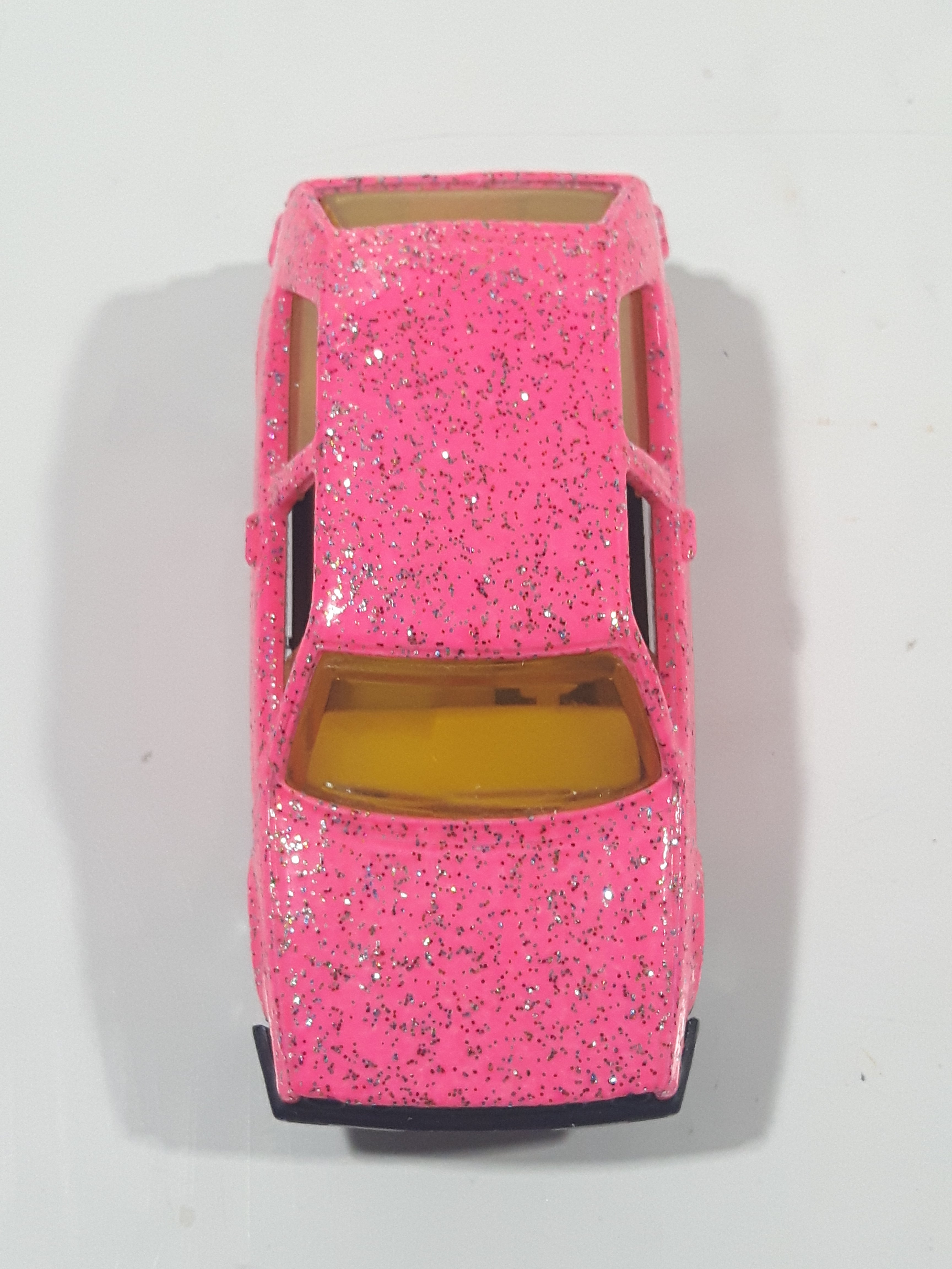 1992 Hot Wheels Volkswagen Golf Hot Pink Glitter Die Cast Toy Car Vehicle 12