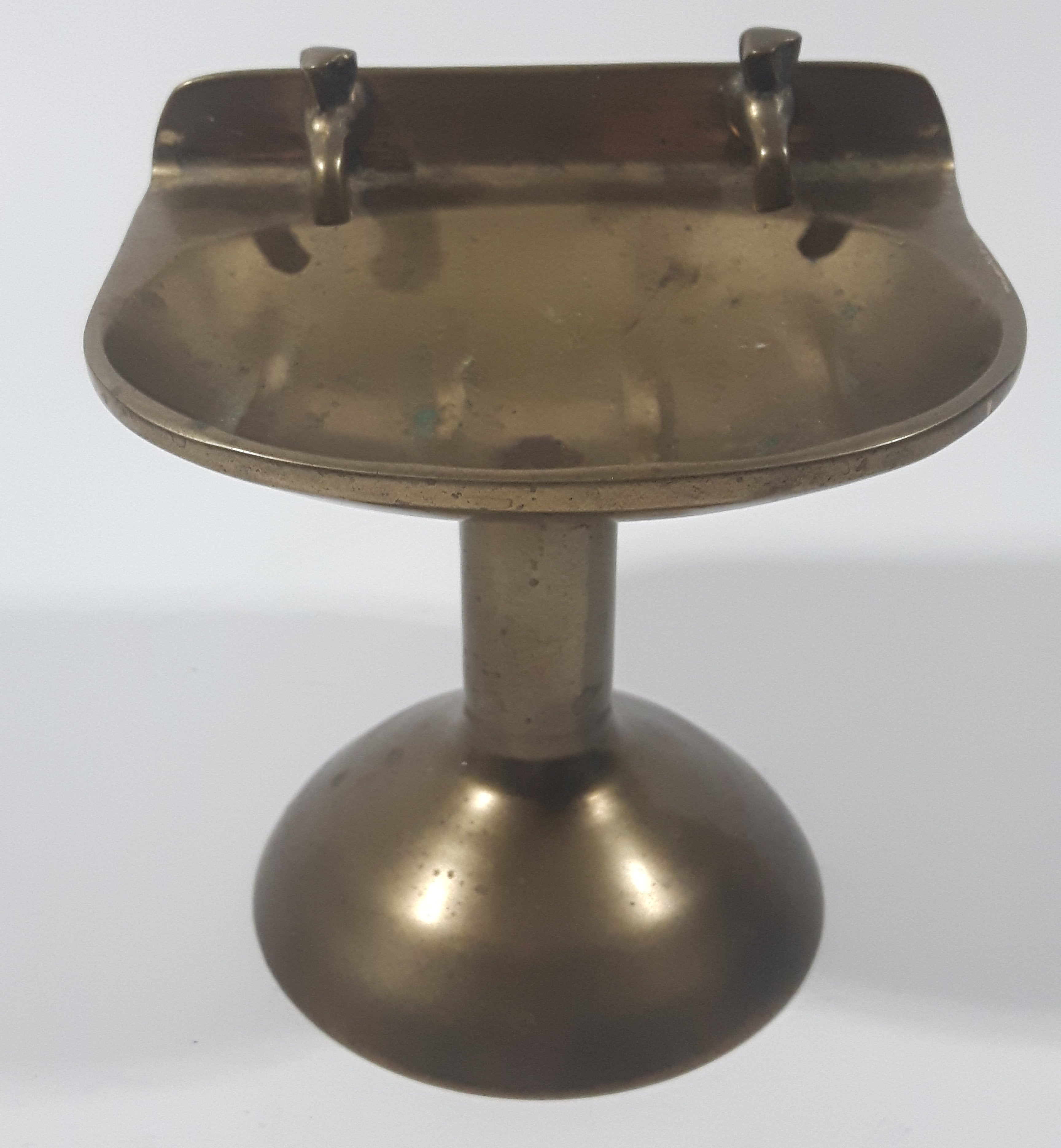 Vintage Pedestal Sink Shaped 4 3/8" Tall Brass Metal Soap Dish