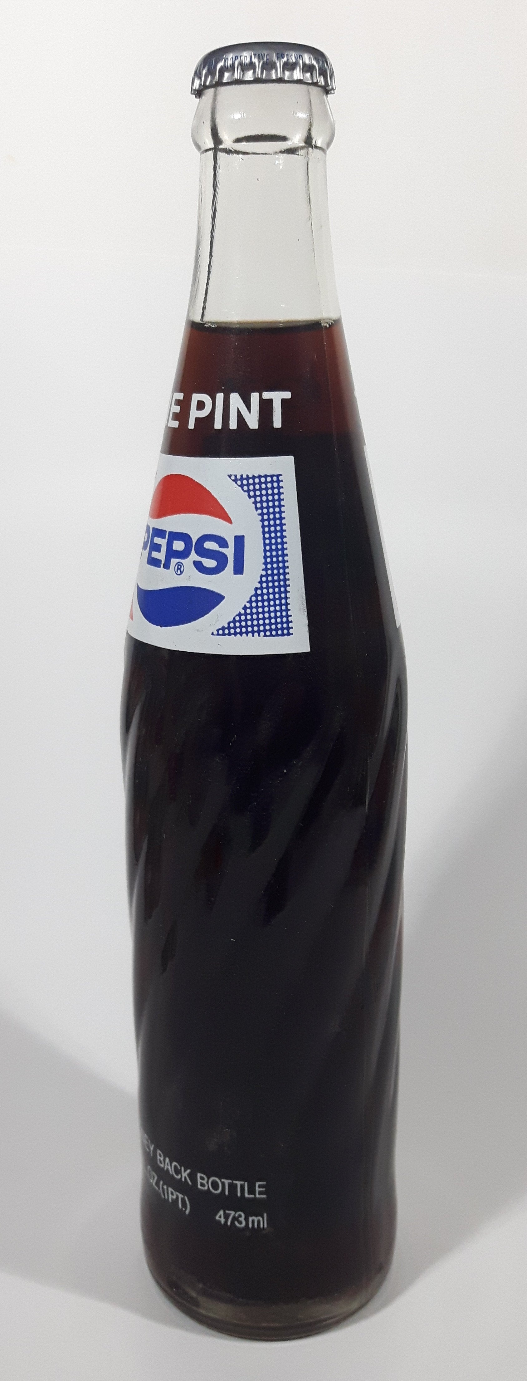 Vintage 1970s Pepsi-Cola Pepsi One Pint 16 Fl oz 473mL 11" Clear Glass Money Back Bottle Still Full 6