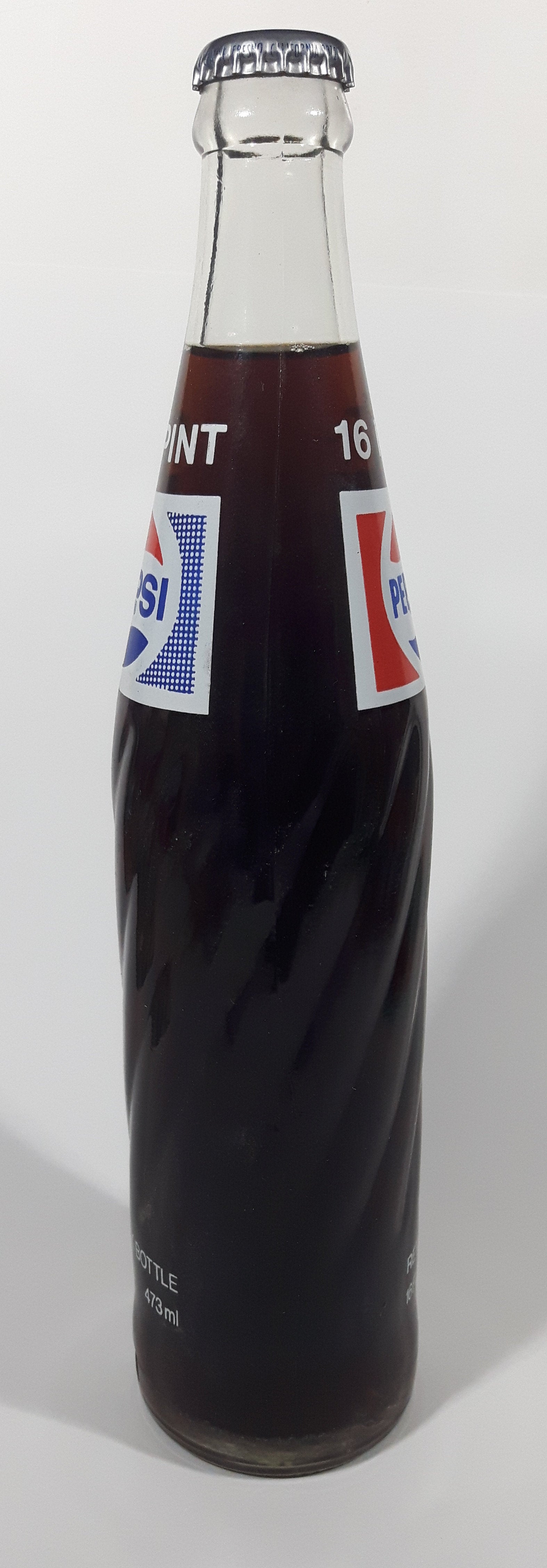 Vintage 1970s Pepsi-Cola Pepsi One Pint 16 Fl oz 473mL 11" Clear Glass Money Back Bottle Still Full 7