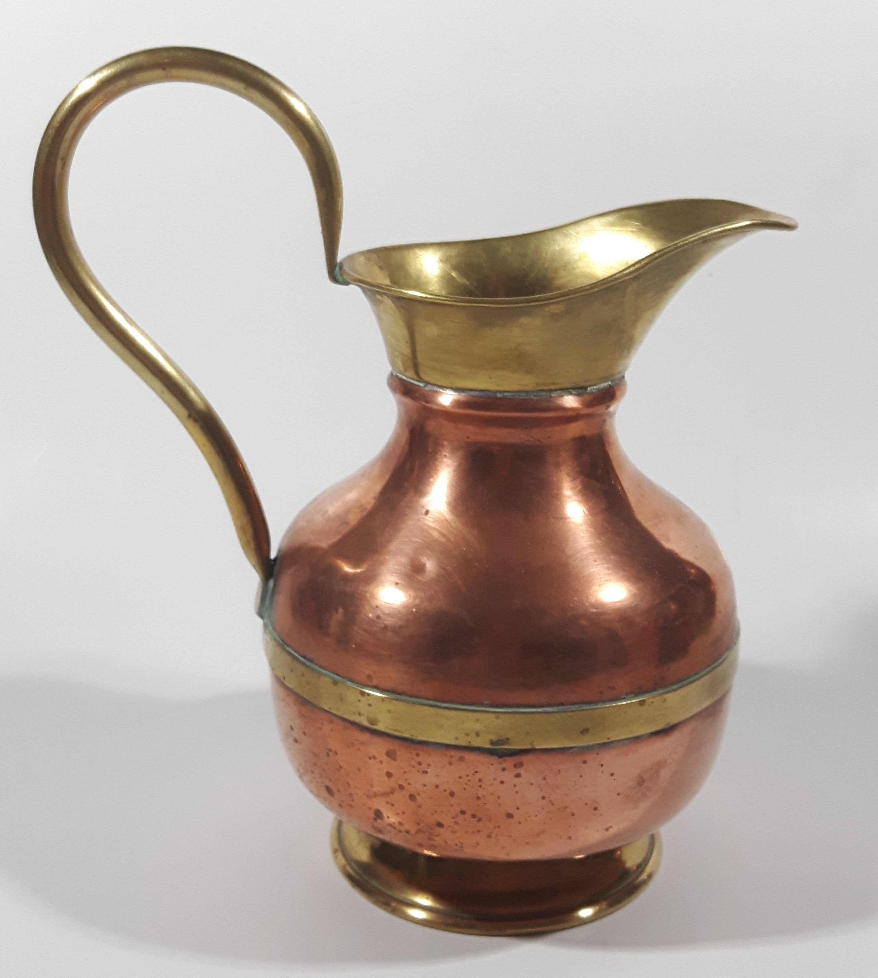 Vintage Brass and Copper Pitcher Ewer Jug 7