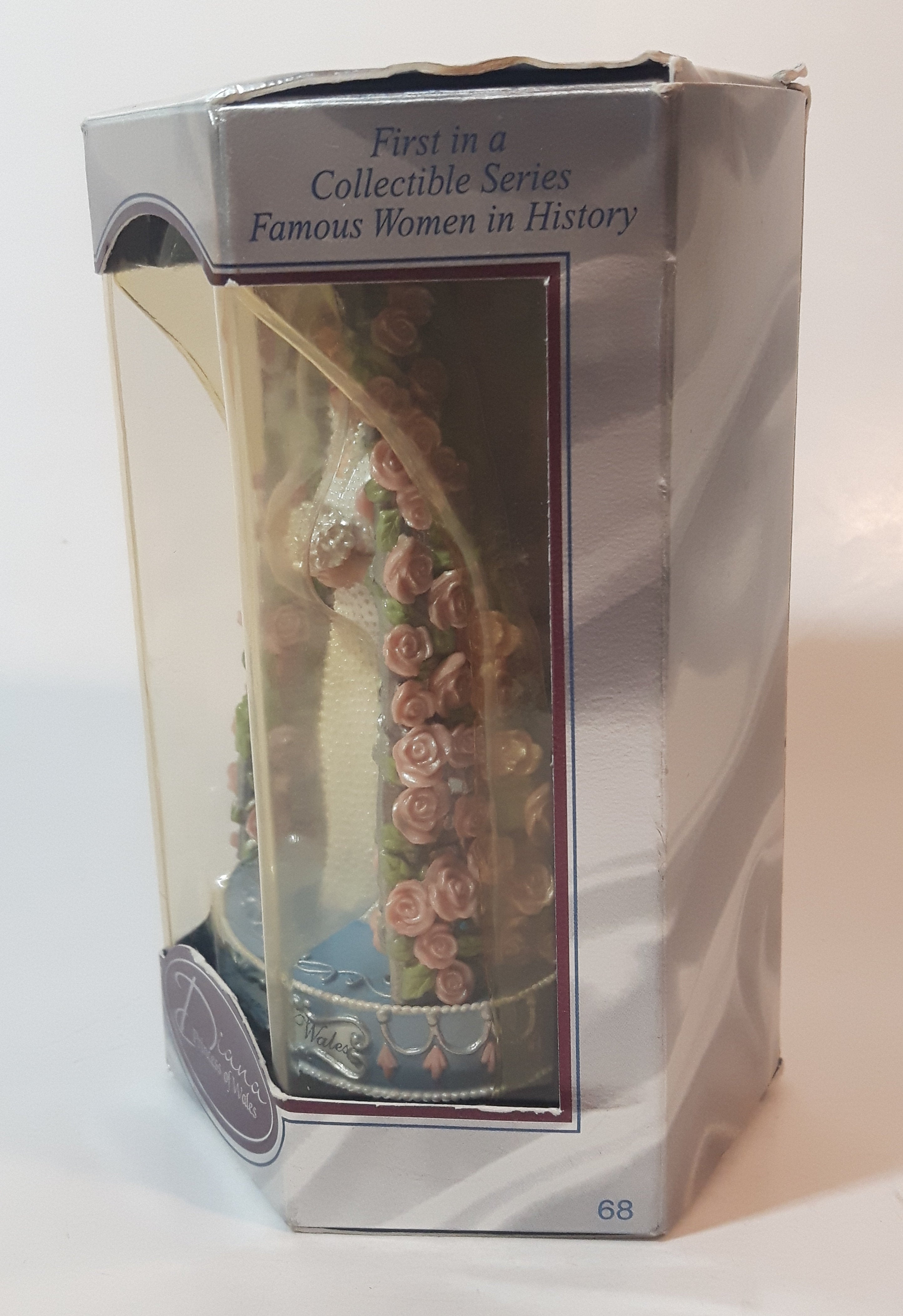 1998 Carlton Heirloom Collection 10th Anniversary Diana Princes of Wales 5" Tall Figure Christmas Tree Ornament New in Box 3