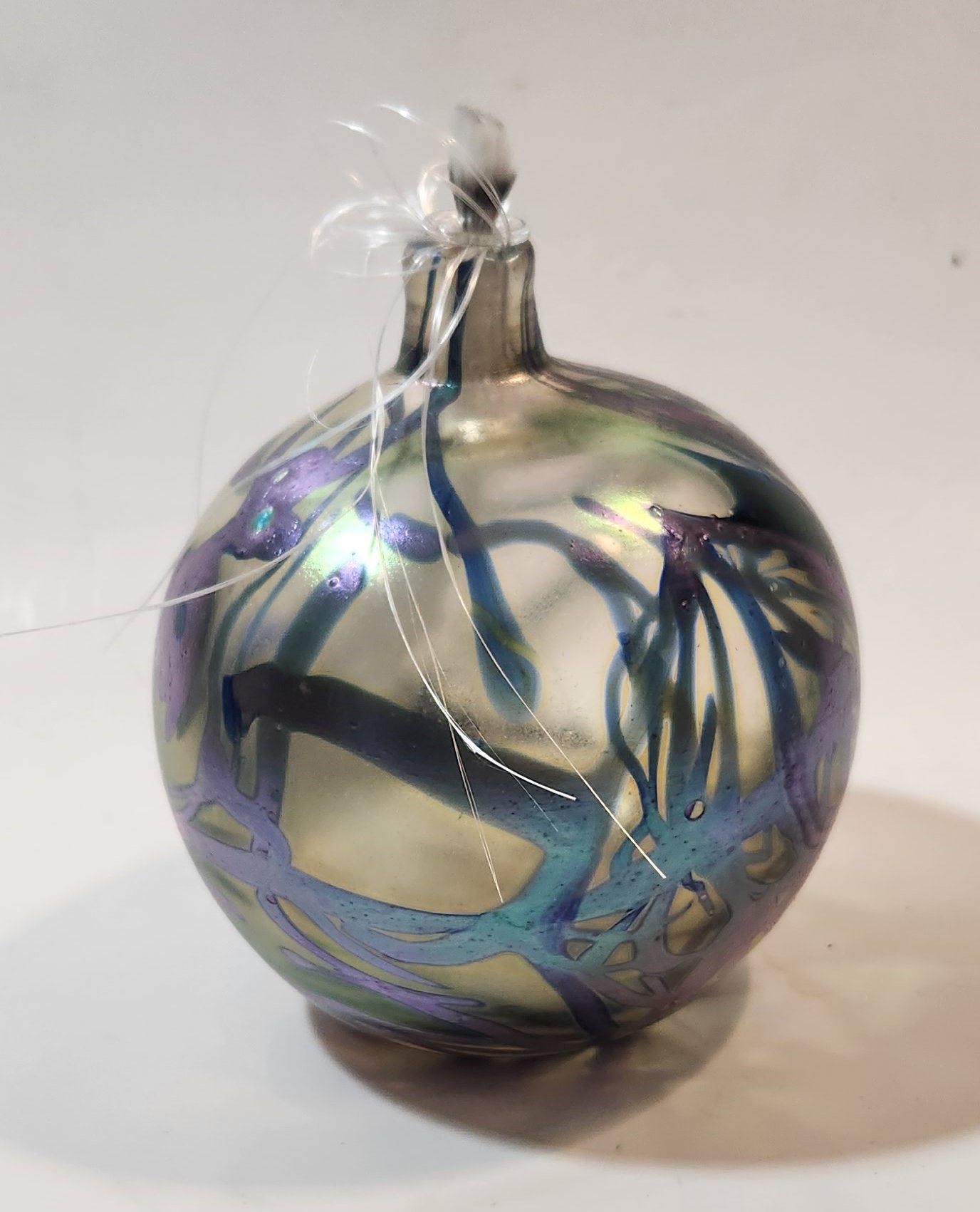 Arte Vargas Iridescent Blown Art Glass Christmas Ornament Oil Lamp Signed 2