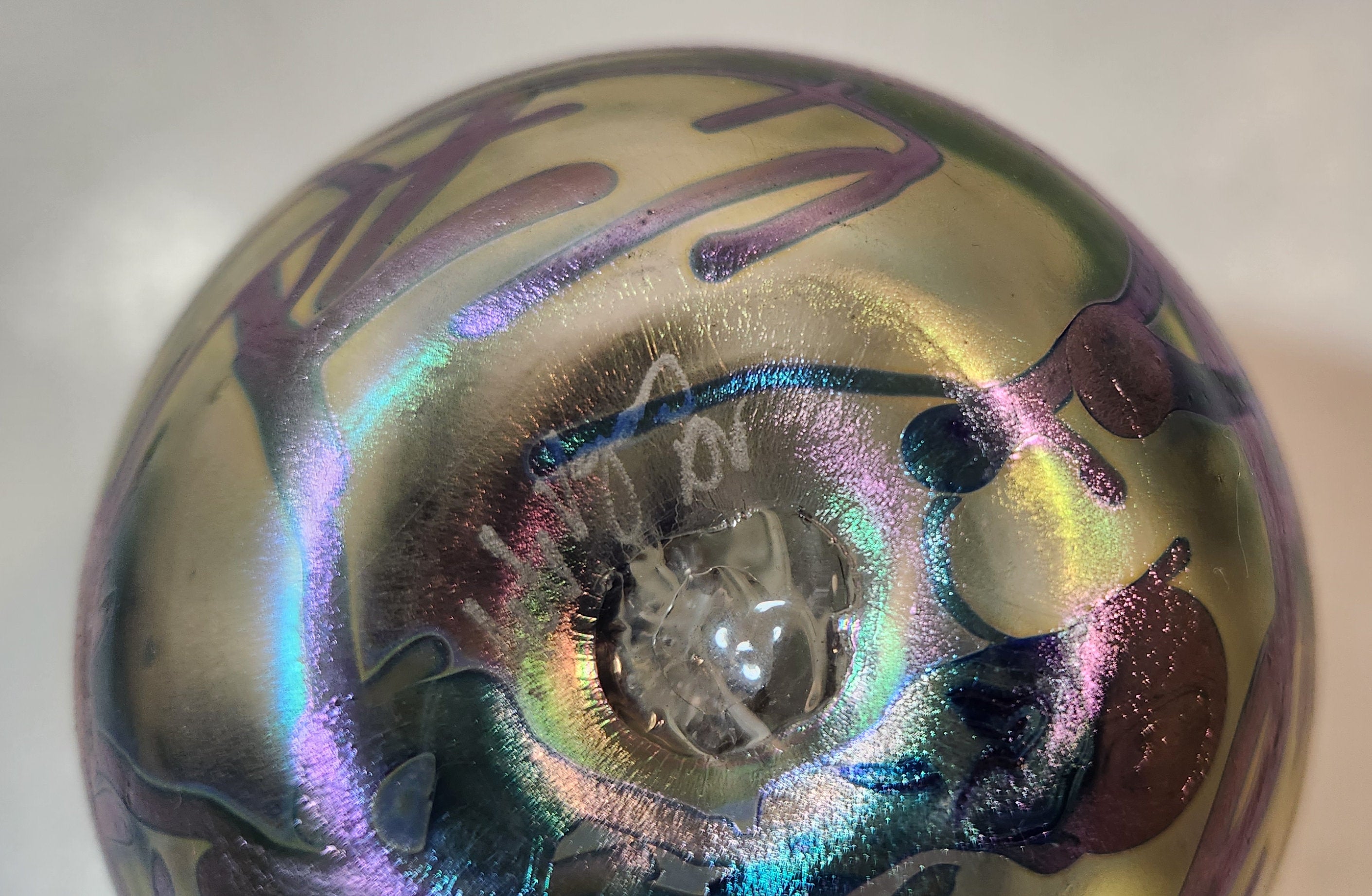 Arte Vargas Iridescent Blown Art Glass Christmas Ornament Oil Lamp Signed 10