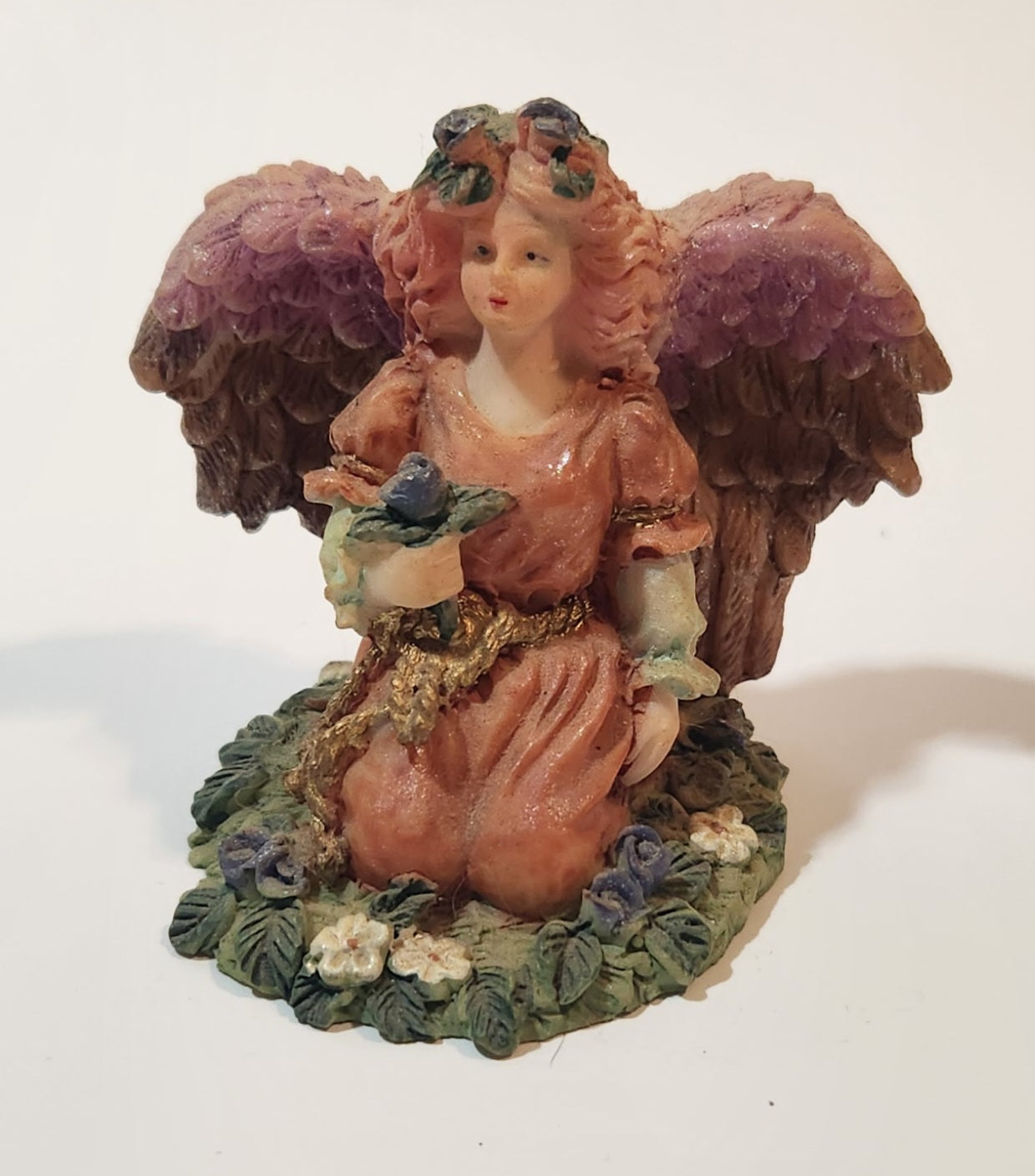 Angel Kneeling in Flower Garden 2 1/2" Resin Figurine 8