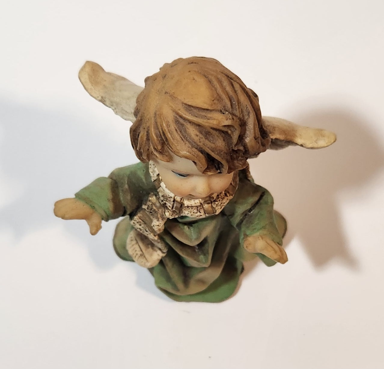 Angel in Green 4" Resin Figurine 8