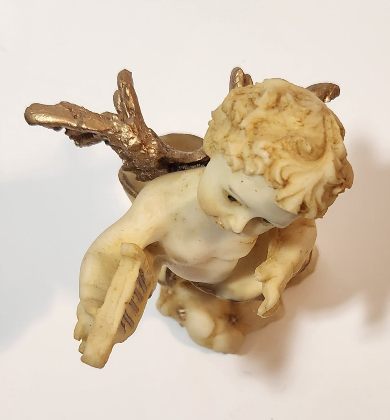 Angel Holding Lyre 5" Resin Figurine 8