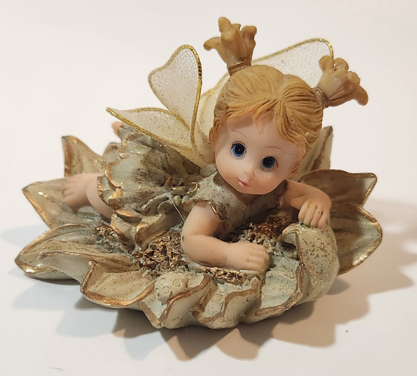 Angel Girl Child Lying on Flower 2 1/2" Tall Resin Figurine 9