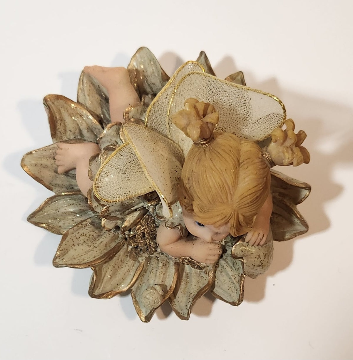 Angel Girl Child Lying on Flower 2 1/2" Tall Resin Figurine 10