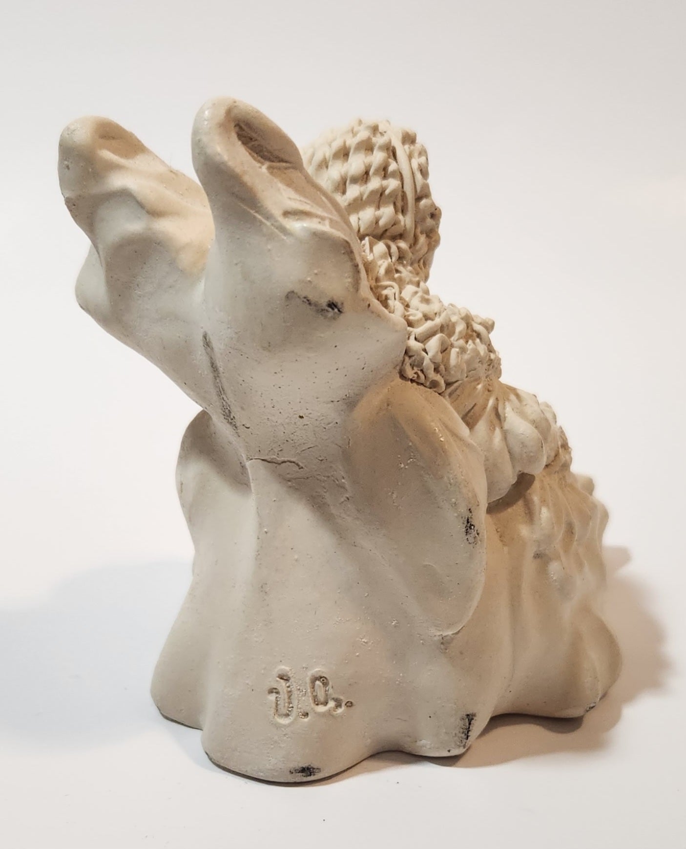 Angel Sitting Wearing Dress 3 1/2" Tall Heavy Resin Figurine 6