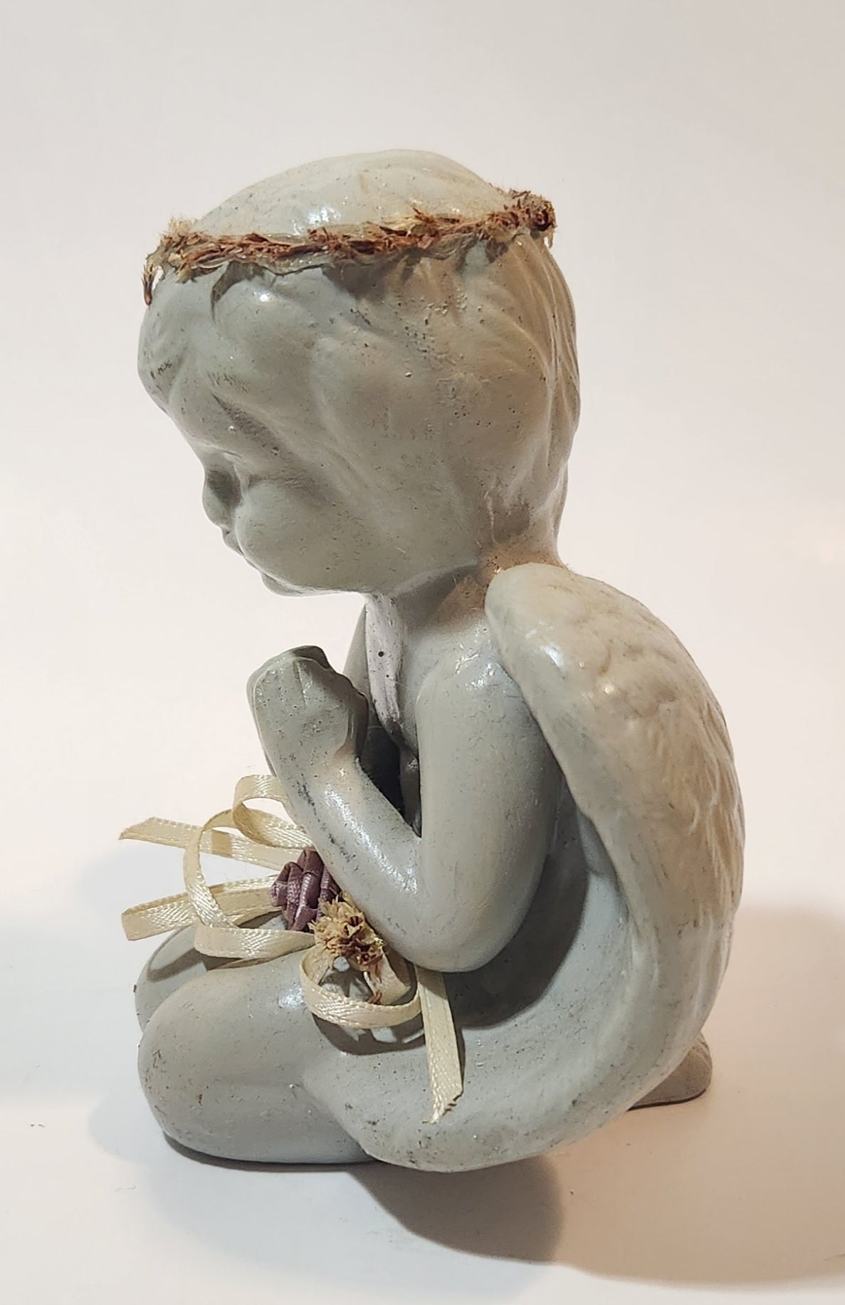 Angel Kneeling and Praying Grey 4 1/2" Tall Ceramic Figurine 3