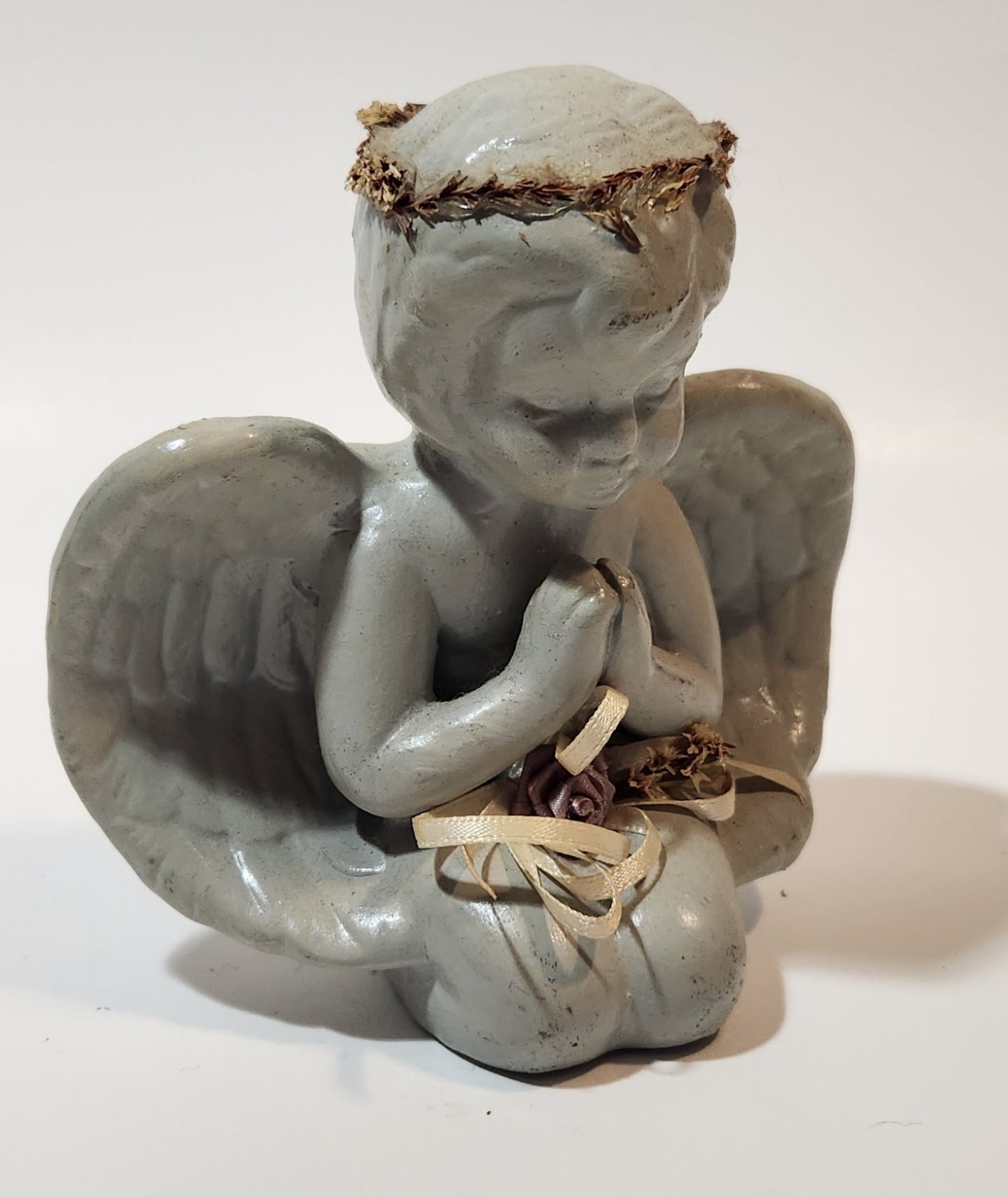 Angel Kneeling and Praying Grey 4 1/2" Tall Ceramic Figurine 8