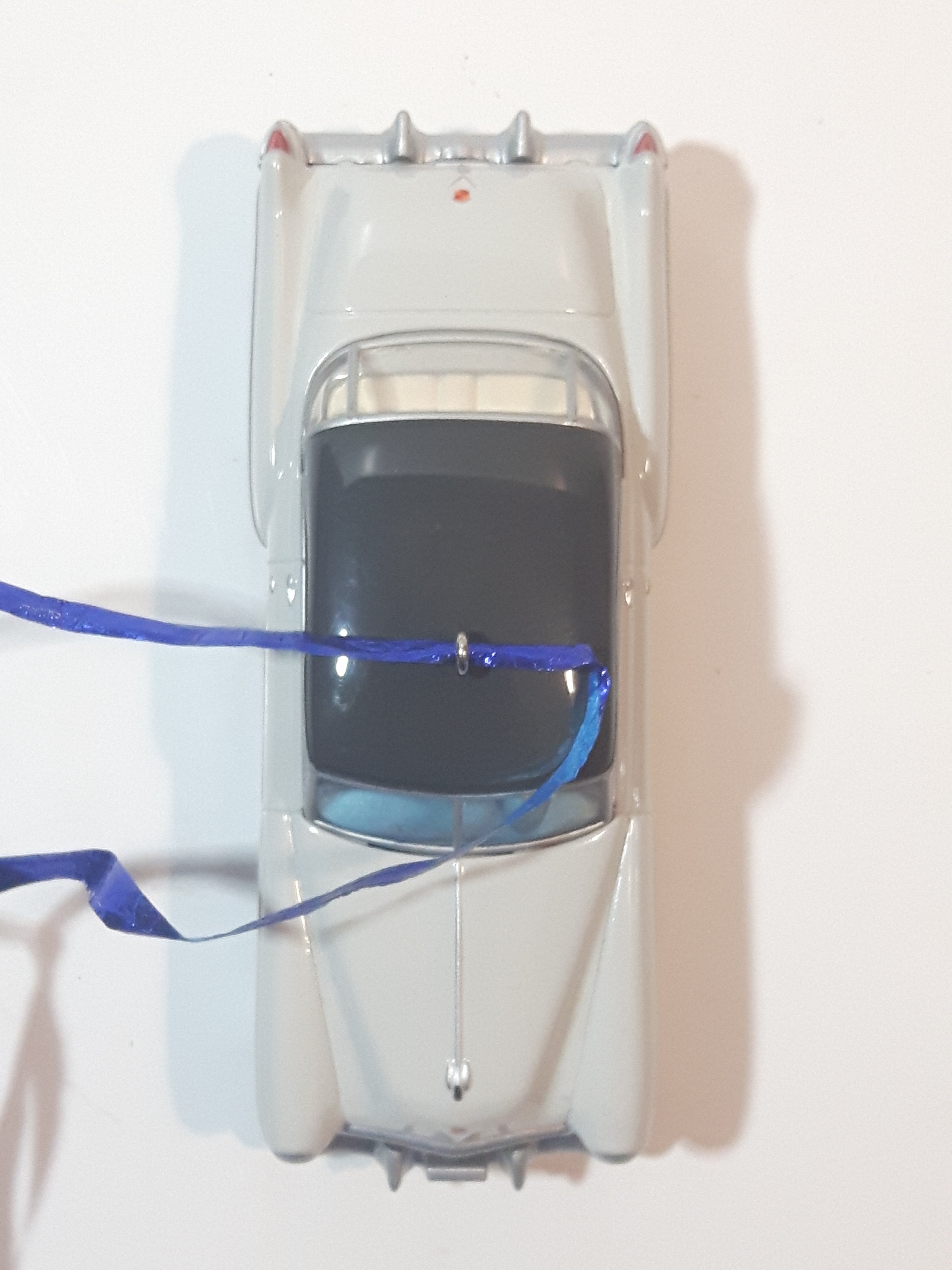 1999 Hallmark Keepsake 1949 Cadillac Coupe de Ville Die Cast Metal Car Christmas Tree Ornament 11