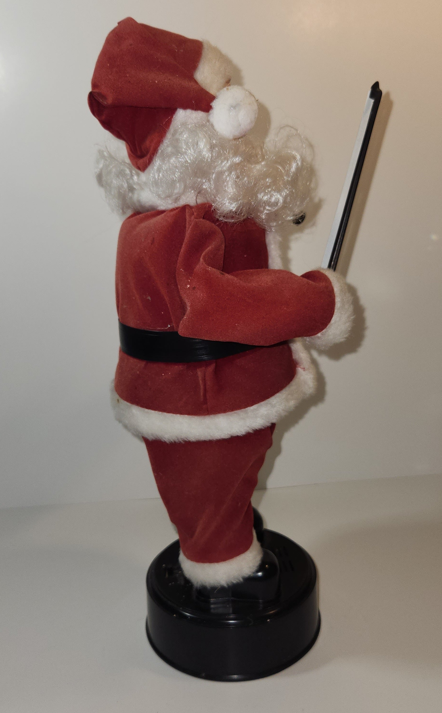 B&D Santa Claus with Violin Musical 16" Doll 4