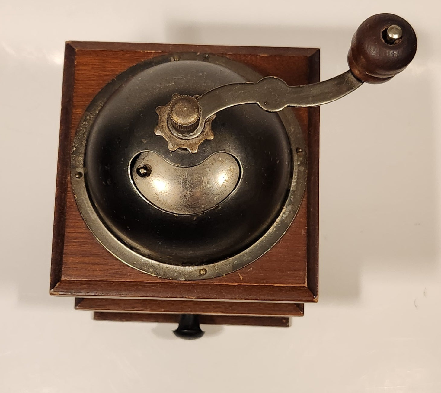 Vintage Giftcraft Glass, Wood, and Metal Coffee Grinder 6