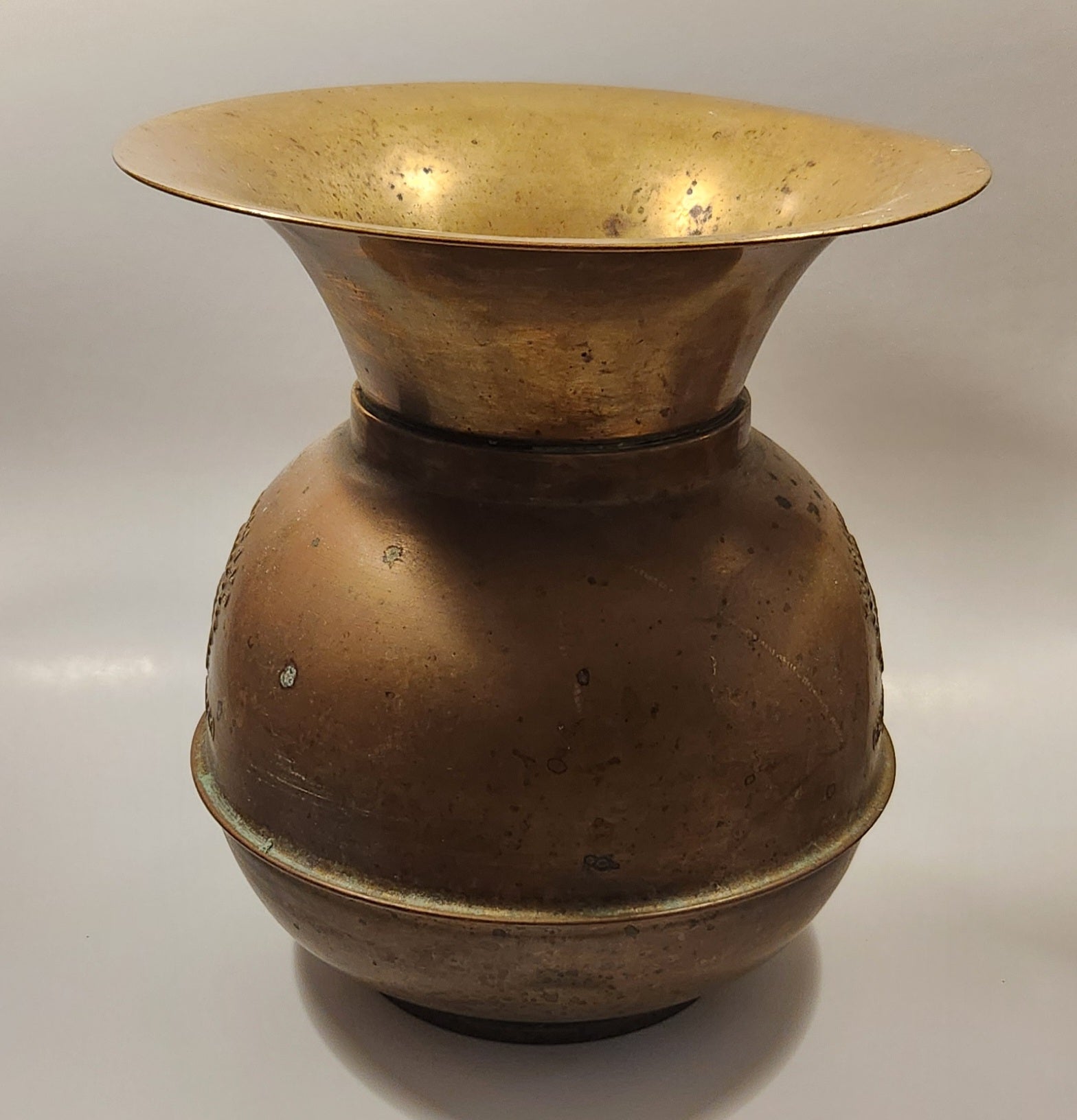 Antique Redskin Brand Chewing Tobacco Cut Plug Large Brass 10" Tall Spittoon 4