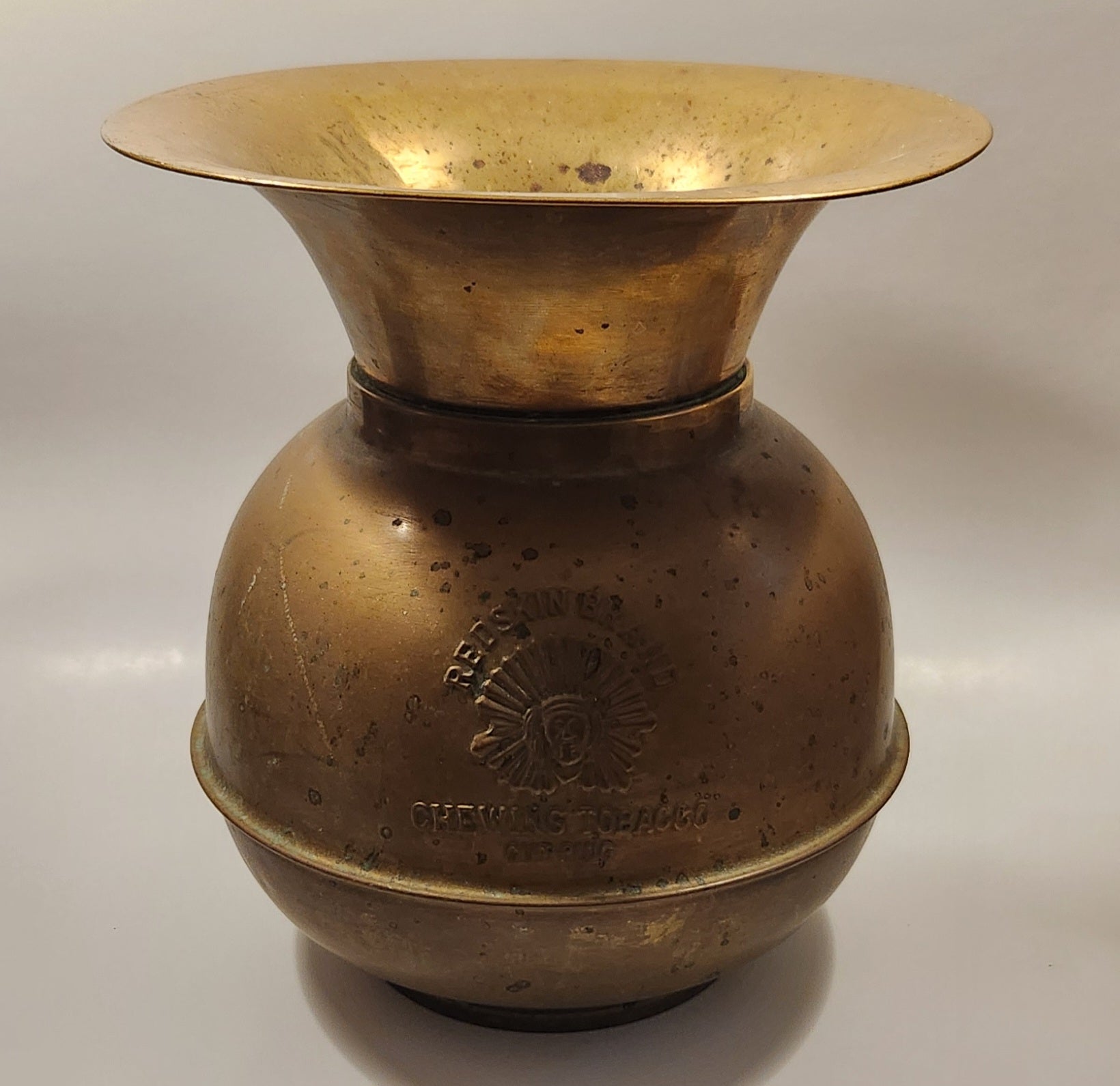 Antique Redskin Brand Chewing Tobacco Cut Plug Large Brass 10" Tall Spittoon 5