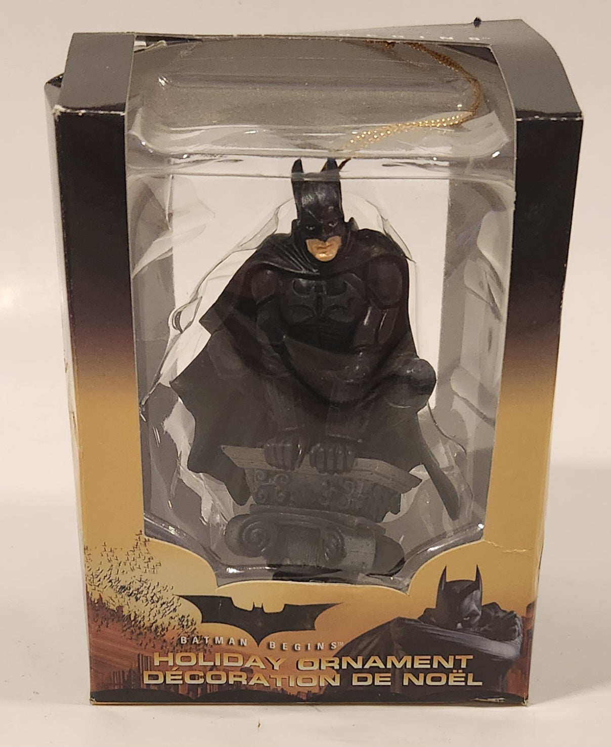 2005 Kurt S. Adler Warner Bros. DC Comics Batman Begins Batman Perched Holiday Ornament New in Box 2