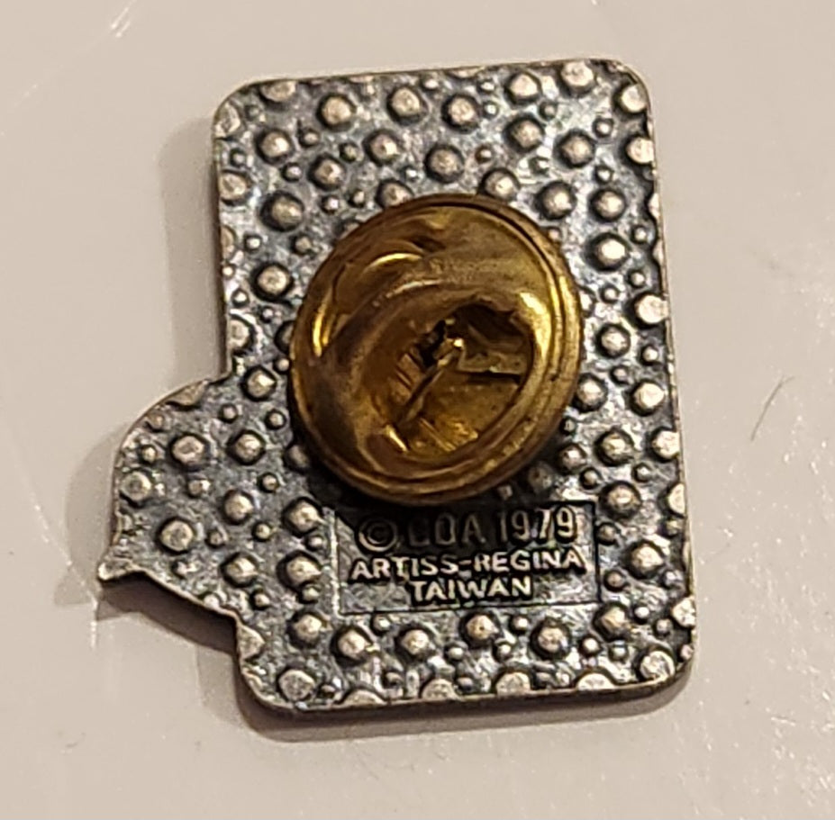 1988 Calgary Winter Olympics Bobsled 3/4" x 1" Enamel Metal Lapel Pin 2