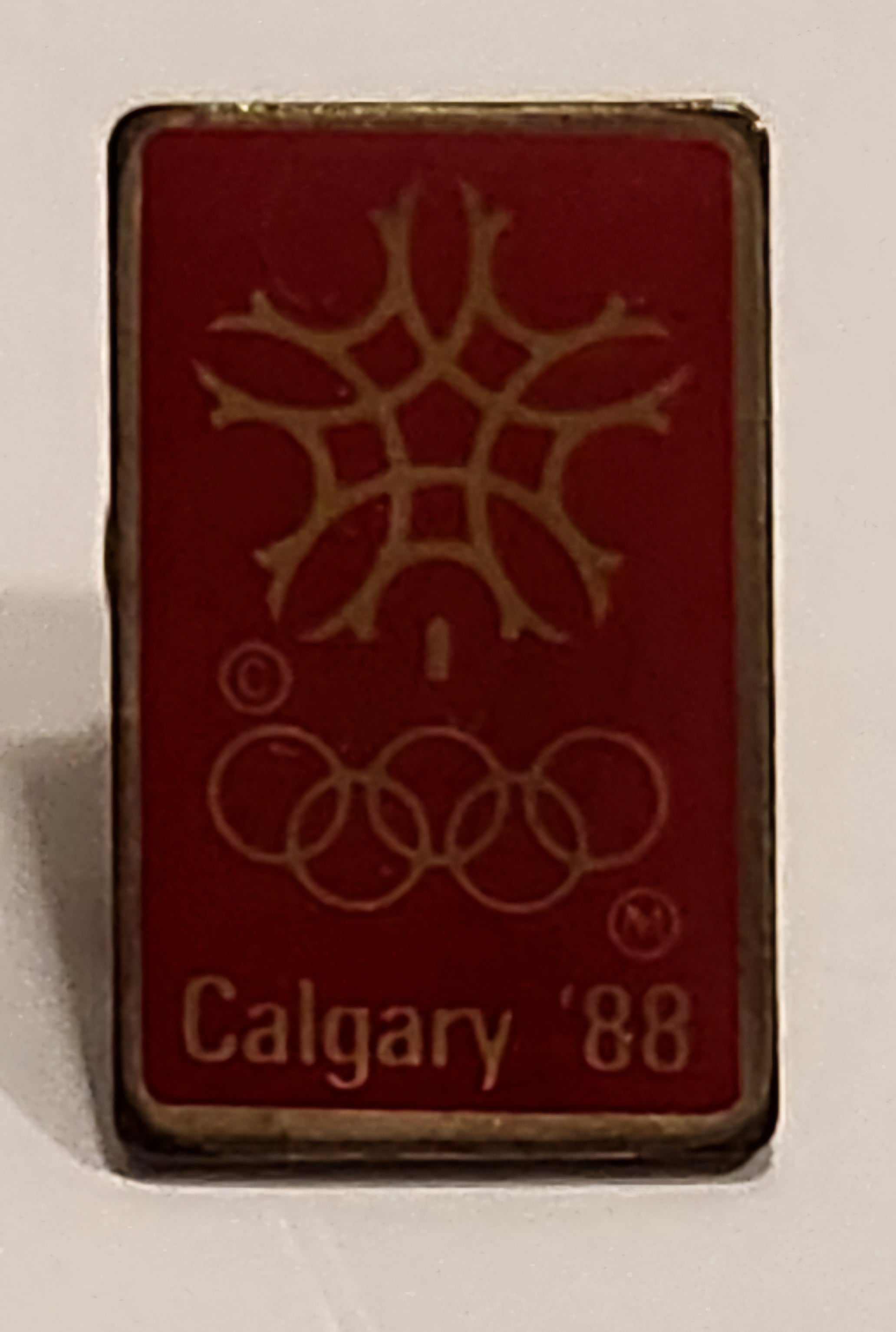 1988 Winter Olympics Calgary, Alberta Canada Small Red Gold Enamel Lapel Pin Sports Collectible 2