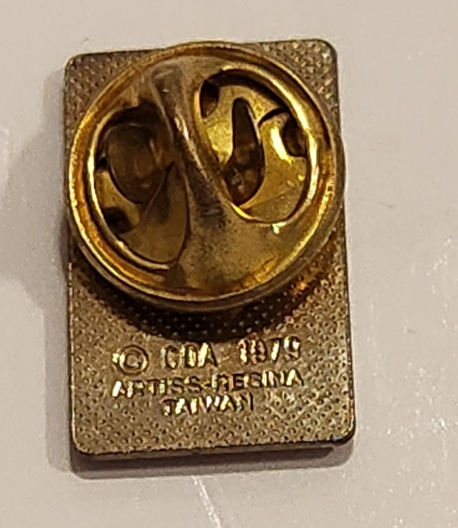 1988 Winter Olympics Calgary, Alberta Canada Small Red Gold Enamel Lapel Pin Sports Collectible 4